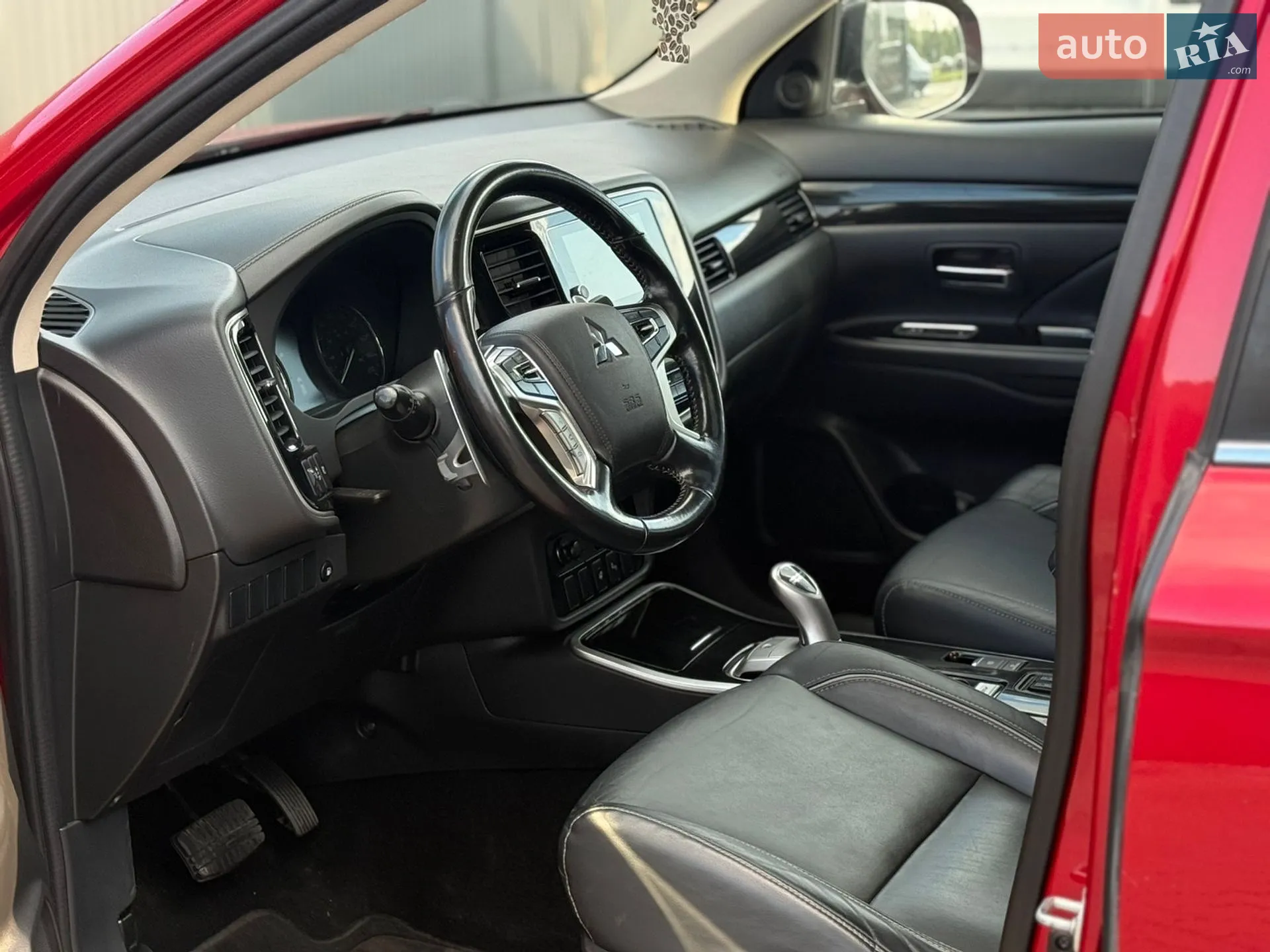 2018 Mitsubishi Outlander - мініатюра 24