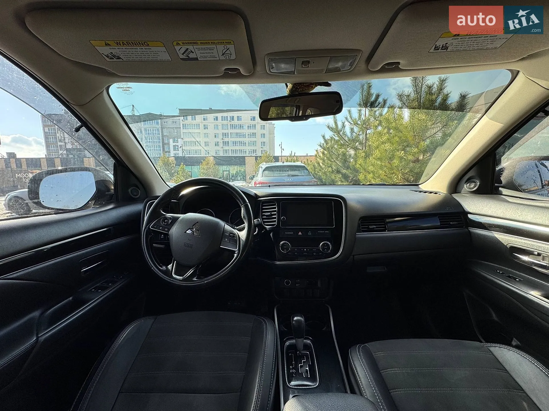 2017 Mitsubishi Outlander - мініатюра 8
