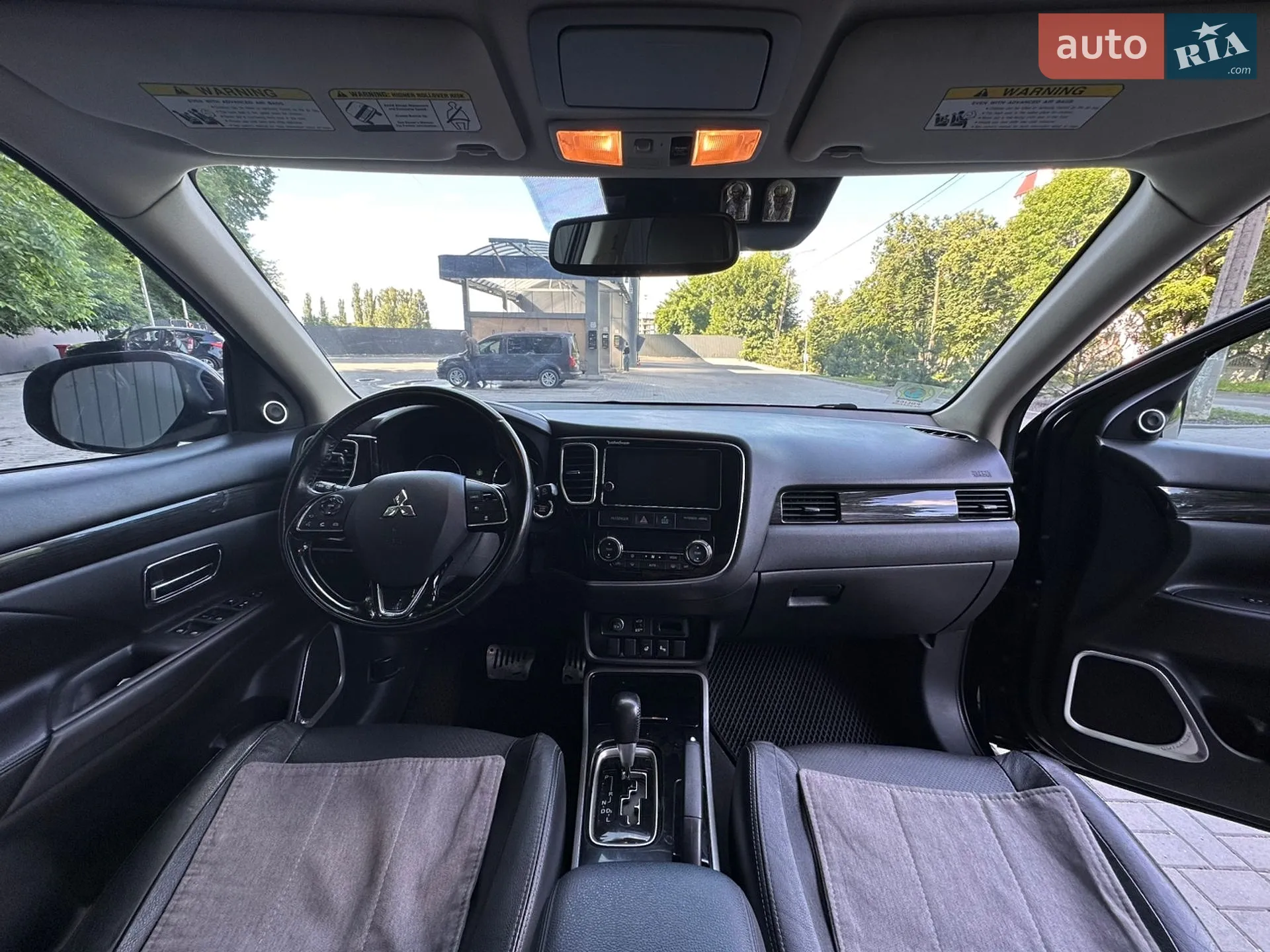 2017 Mitsubishi Outlander - мініатюра 9
