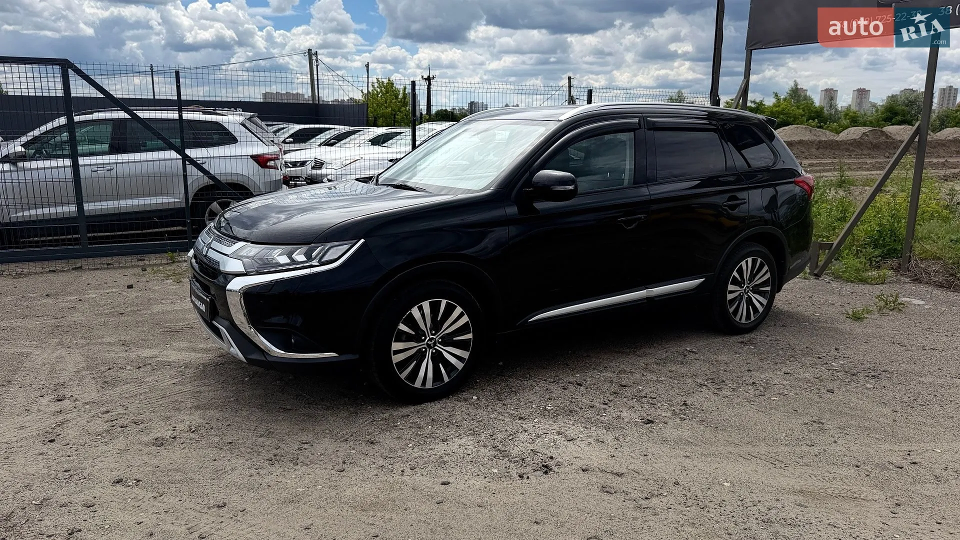2018 Mitsubishi Outlander - мініатюра 8