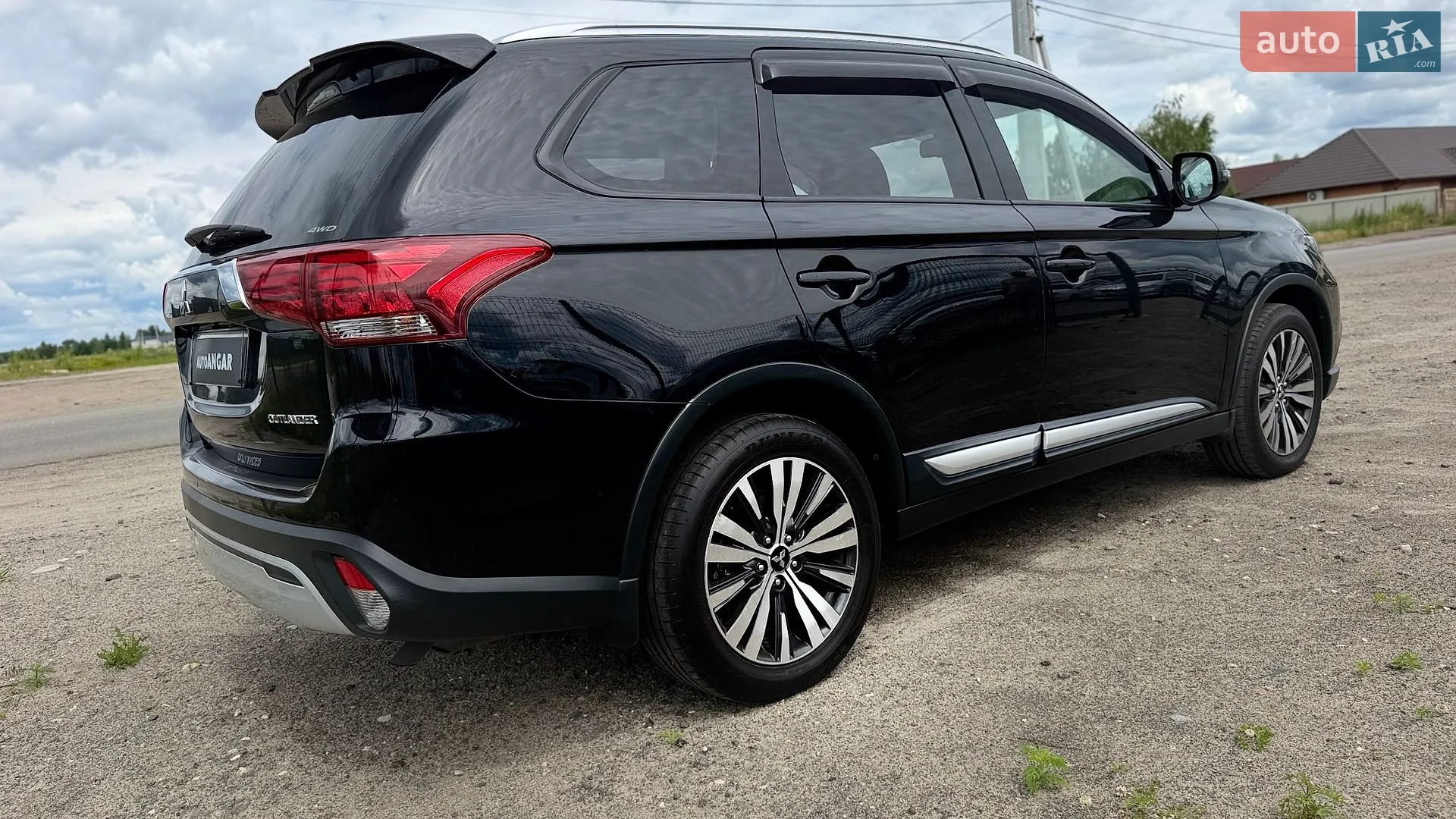 2018 Mitsubishi Outlander - мініатюра 13