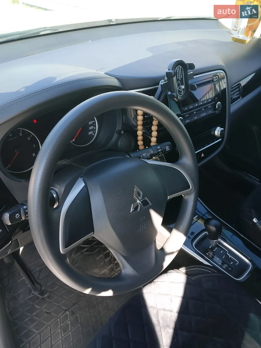 2021 Mitsubishi Outlander - мініатюра 9