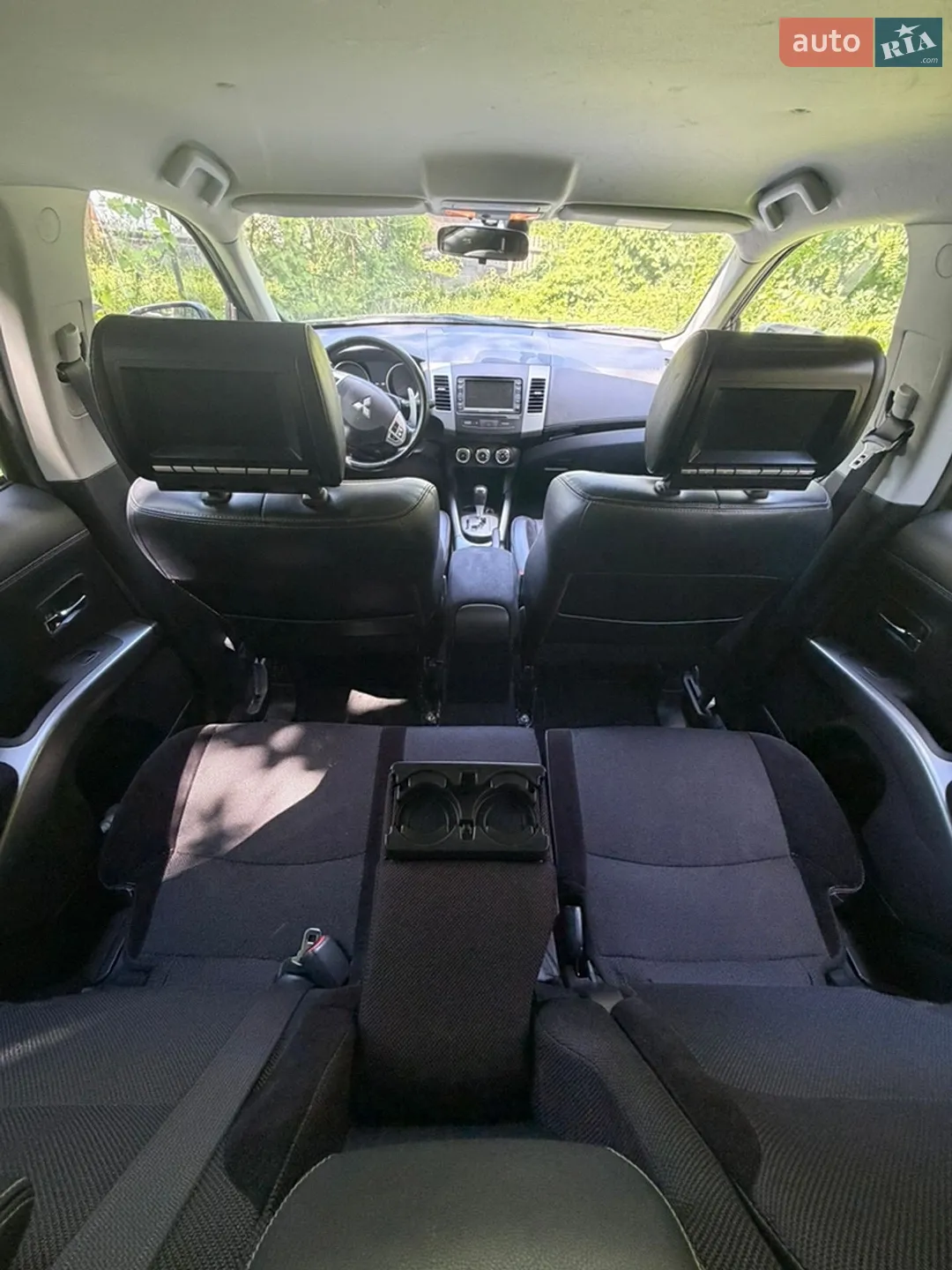2010 Mitsubishi Outlander - мініатюра 8
