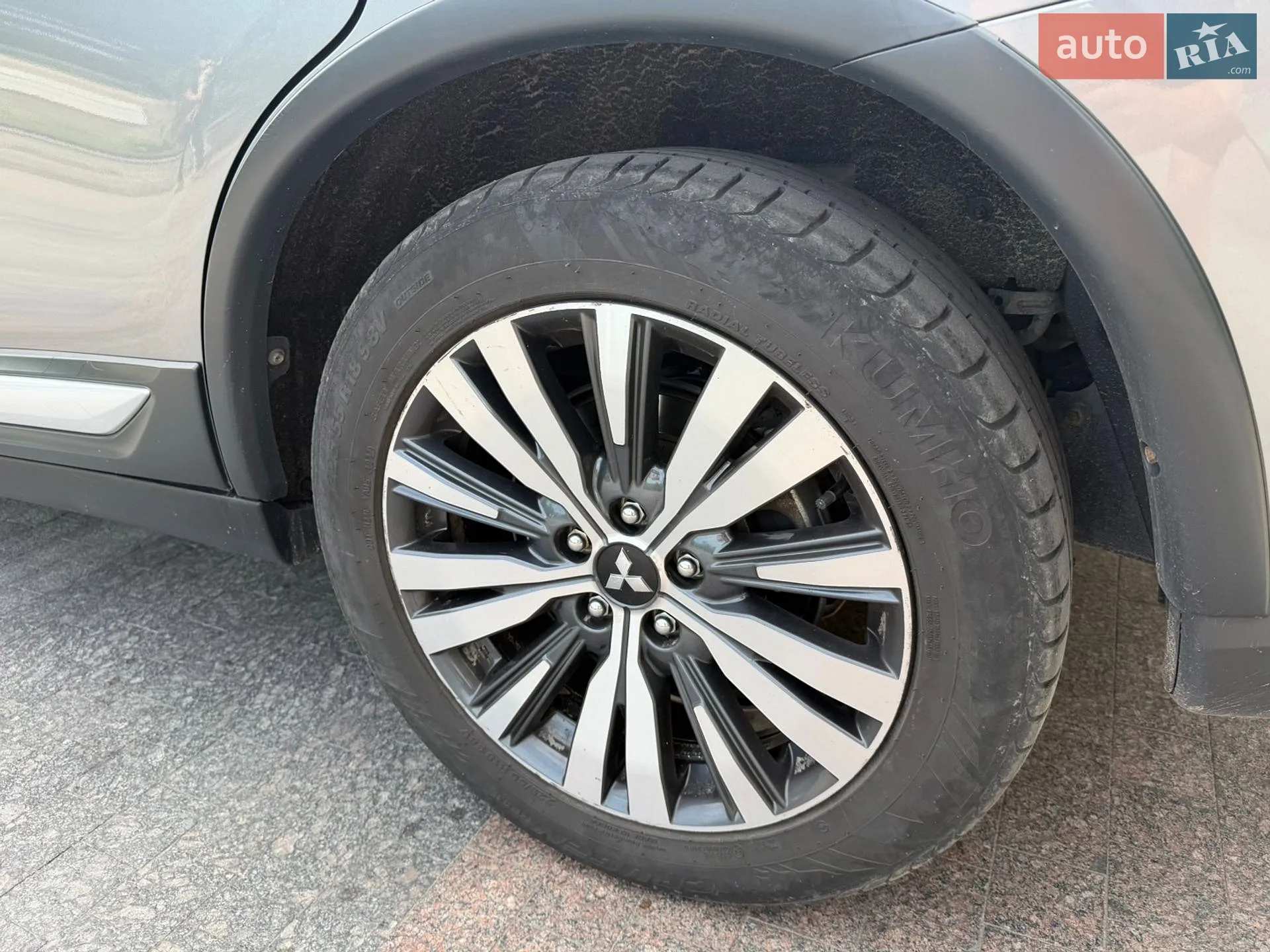 2018 Mitsubishi Outlander - мініатюра 8