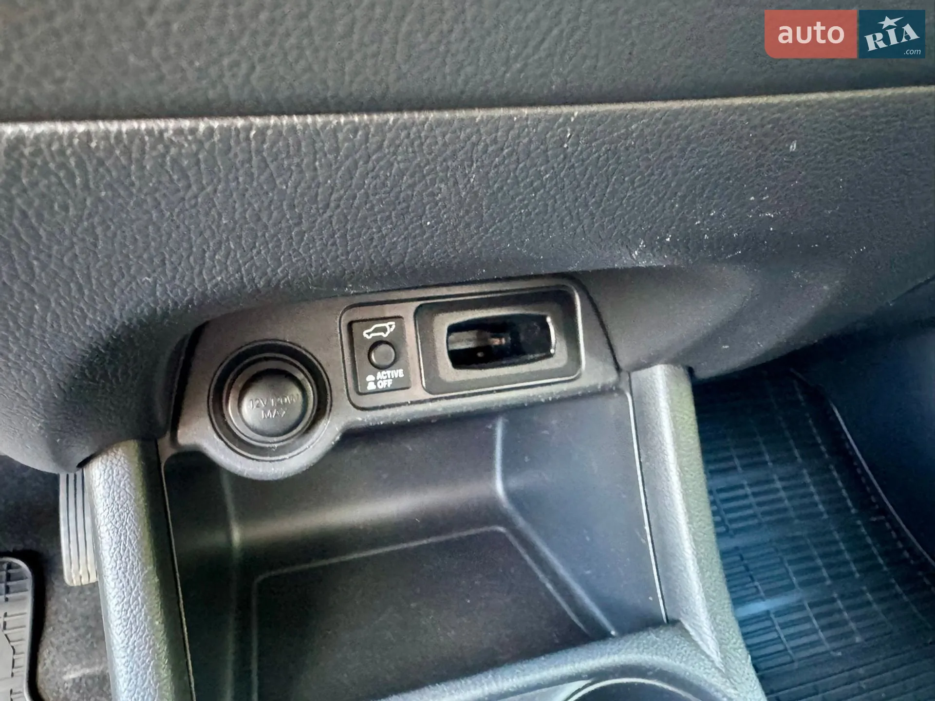 2013 Mitsubishi Outlander - мініатюра 25