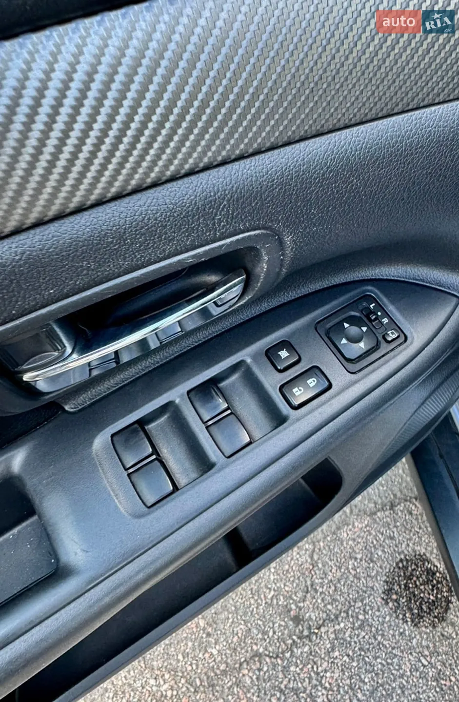 2013 Mitsubishi Outlander - мініатюра 31