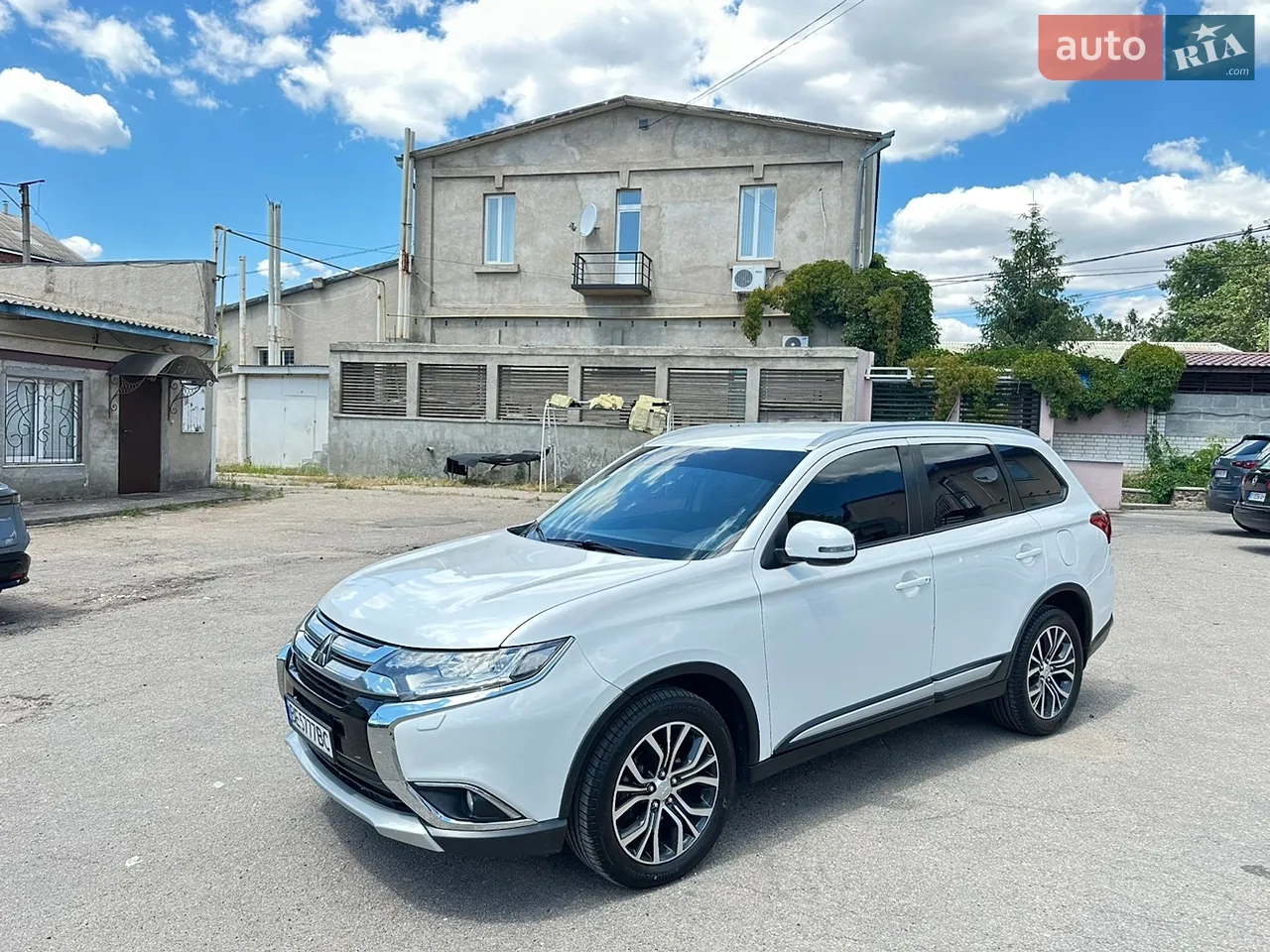 2017 Mitsubishi Outlander - мініатюра 3