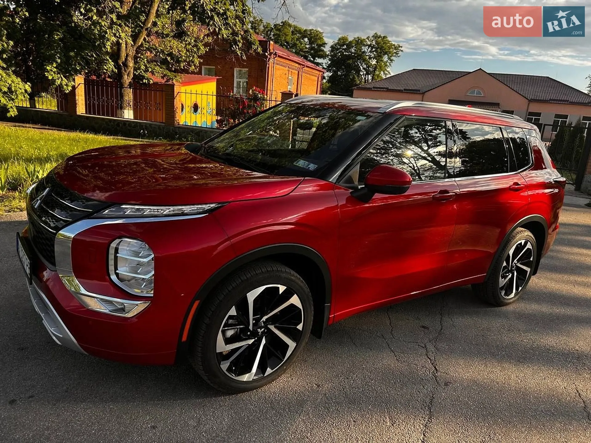 2024 Mitsubishi Outlander - мініатюра 9