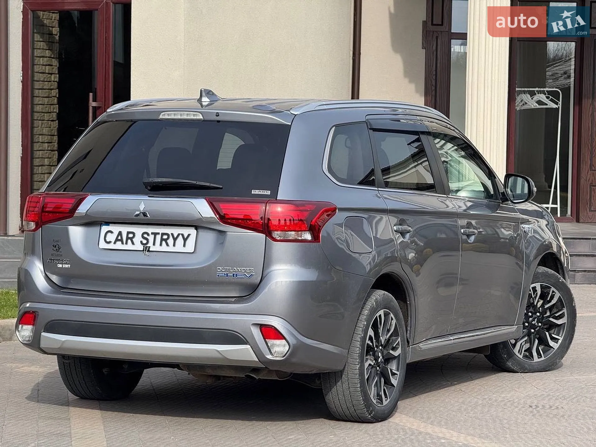2018 Mitsubishi Outlander - мініатюра 4