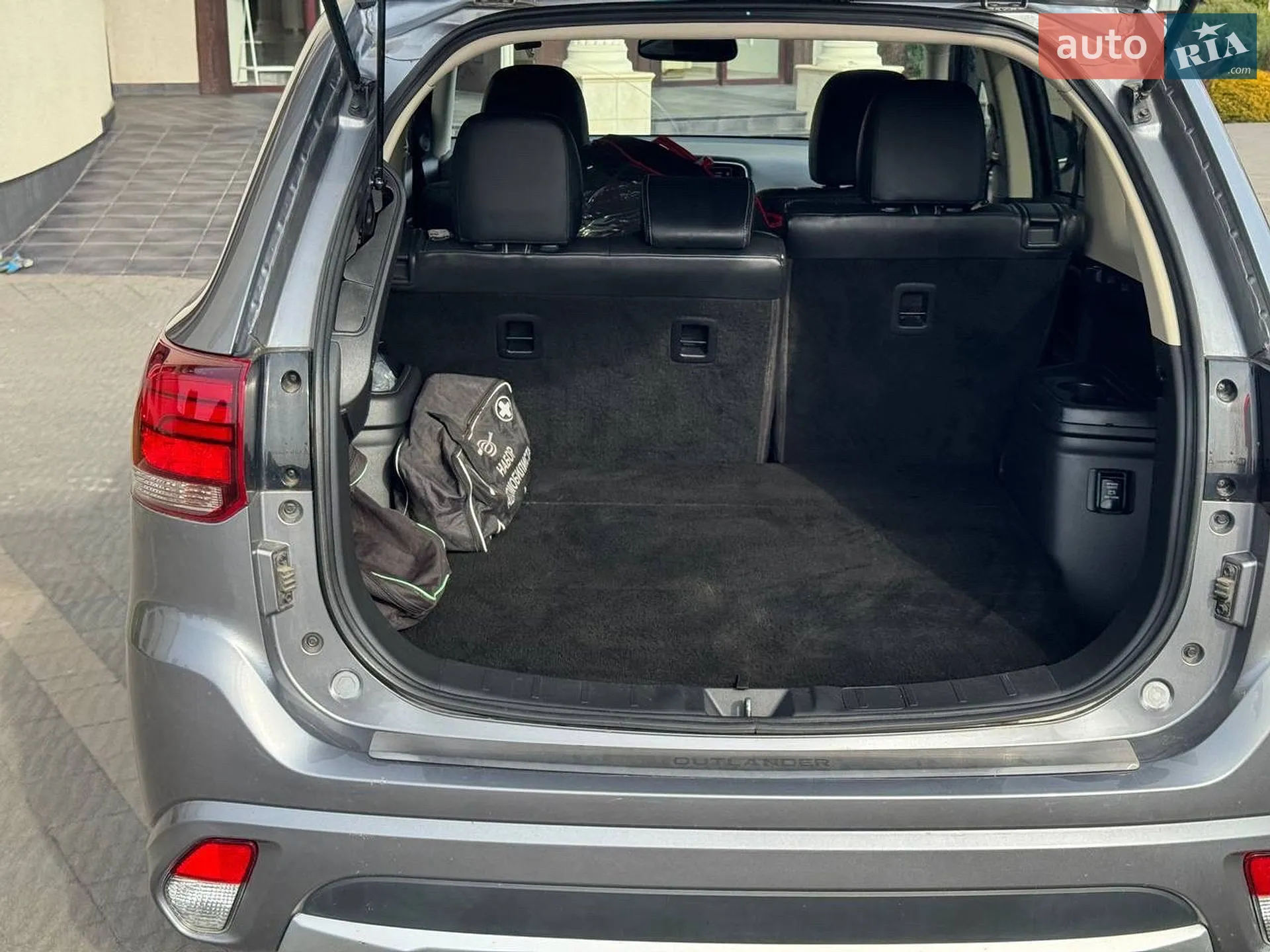 2018 Mitsubishi Outlander - мініатюра 26