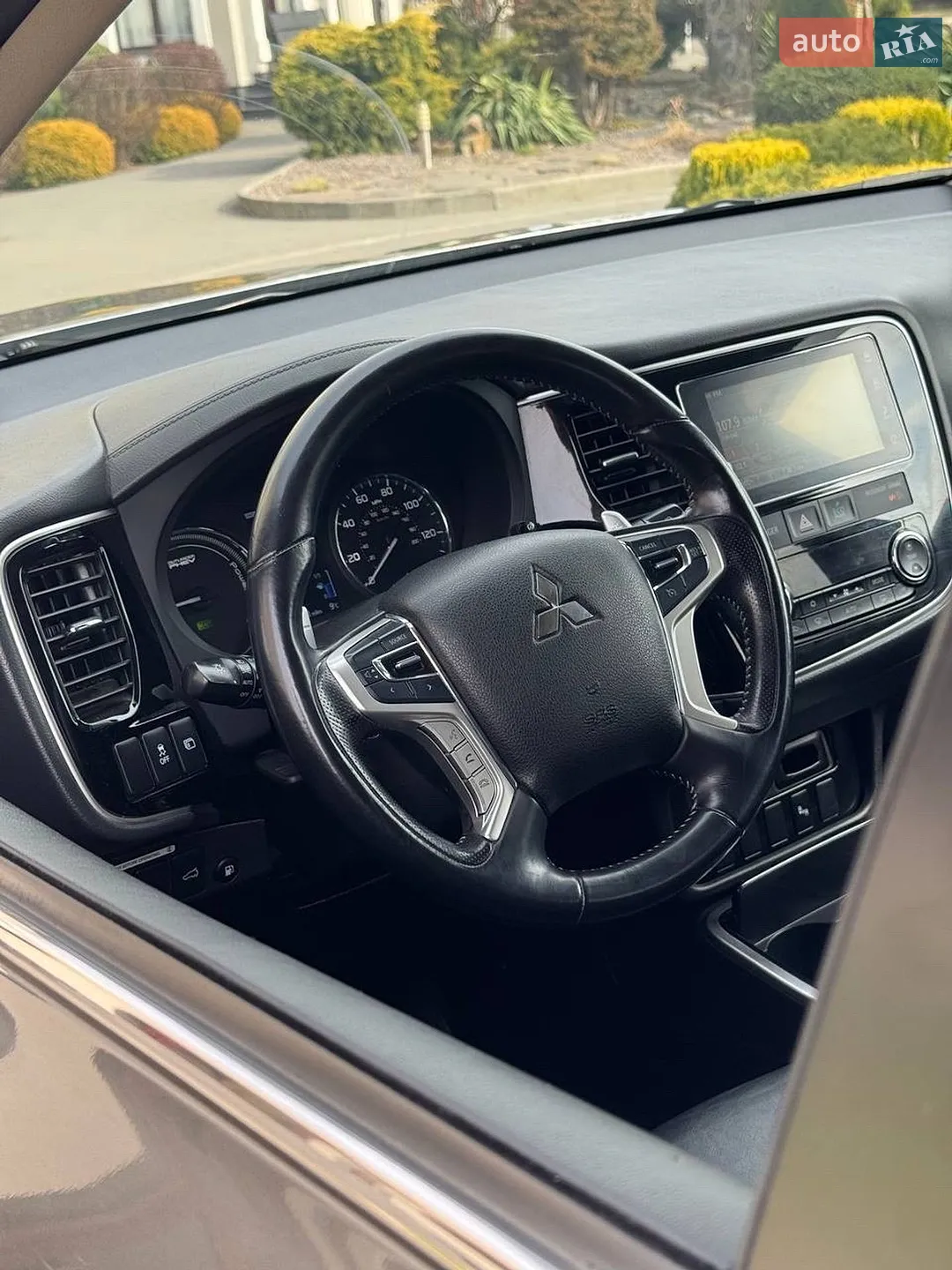2018 Mitsubishi Outlander - мініатюра 40