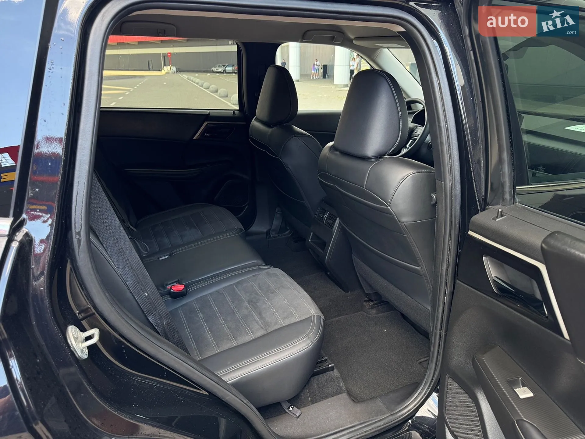 2023 Mitsubishi Outlander - мініатюра 33