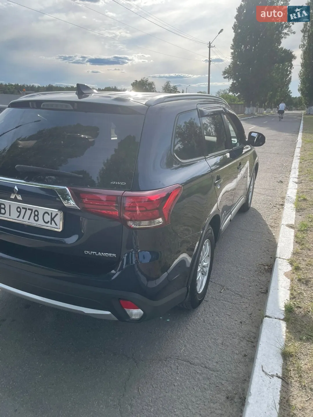 2017 Mitsubishi Outlander - мініатюра 7