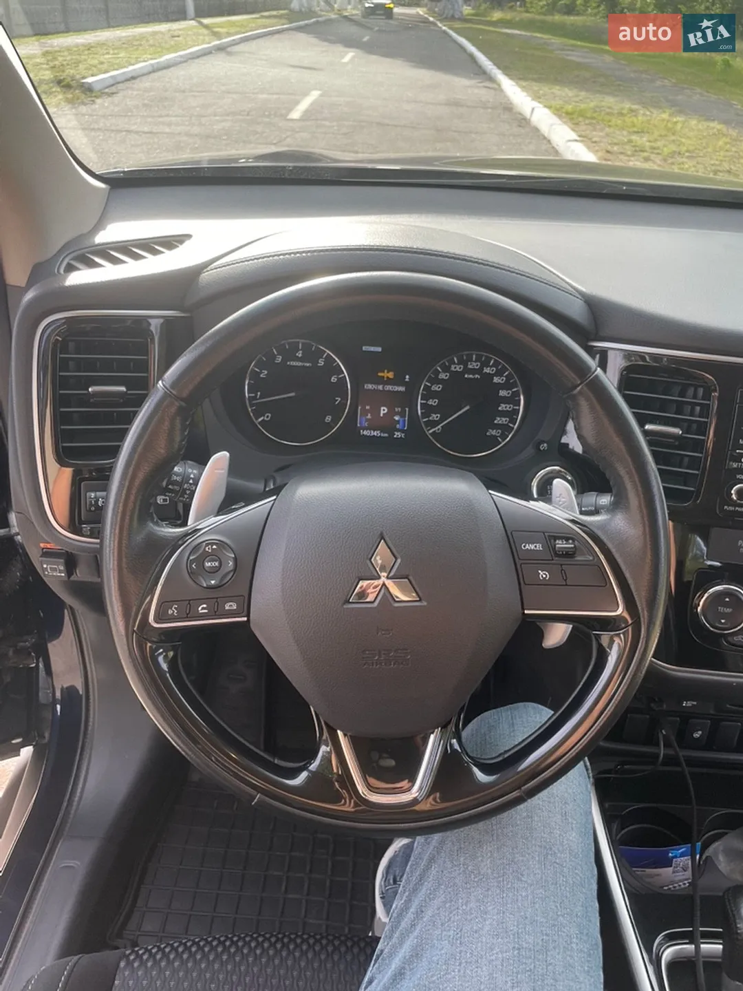 2017 Mitsubishi Outlander - мініатюра 15