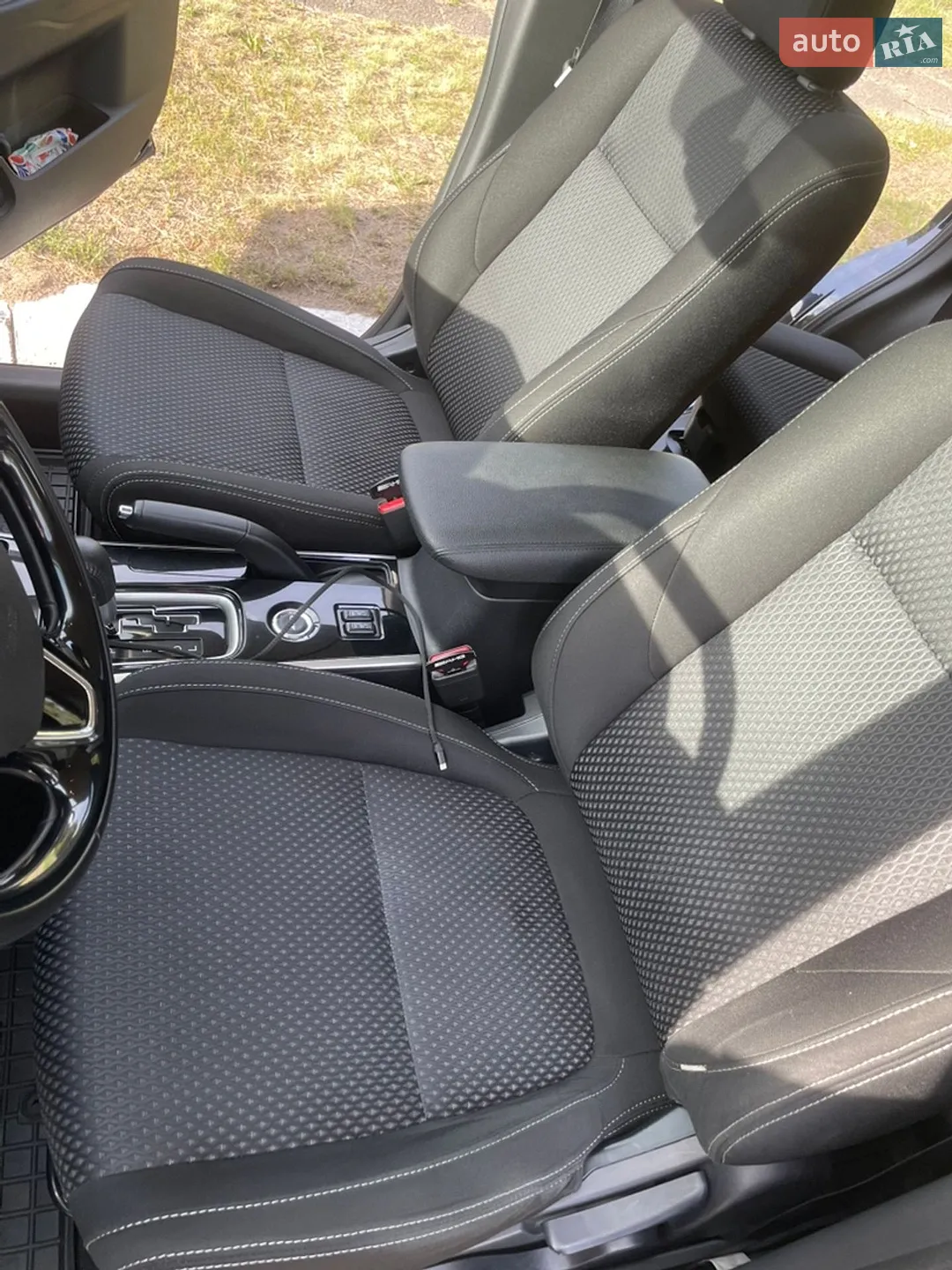 2017 Mitsubishi Outlander - мініатюра 19