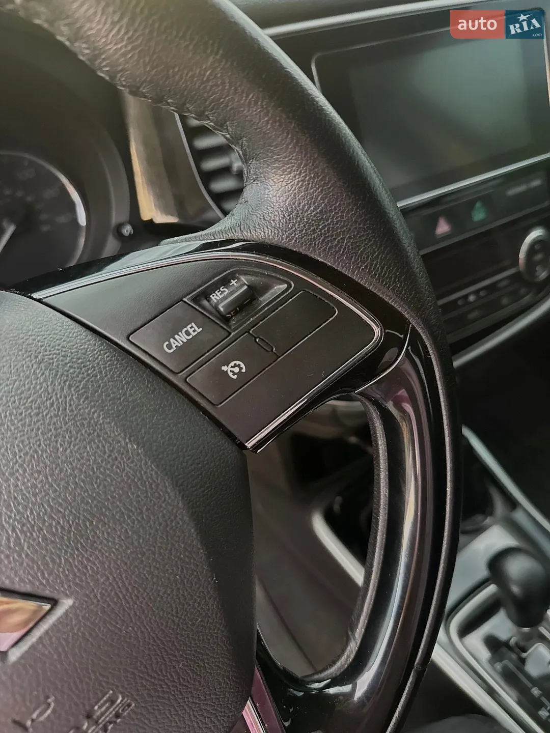 2016 Mitsubishi Outlander - мініатюра 25