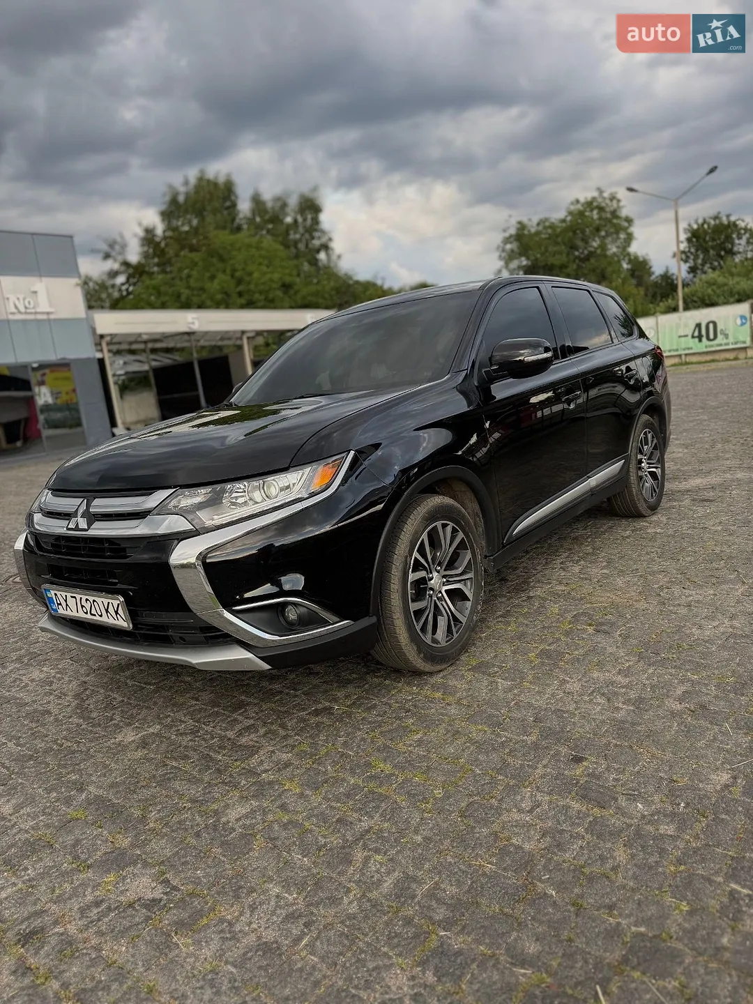 2016 Mitsubishi Outlander - мініатюра 10