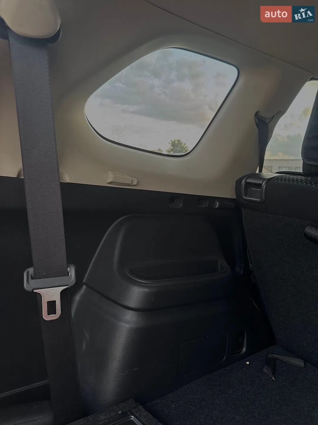 2016 Mitsubishi Outlander - мініатюра 47