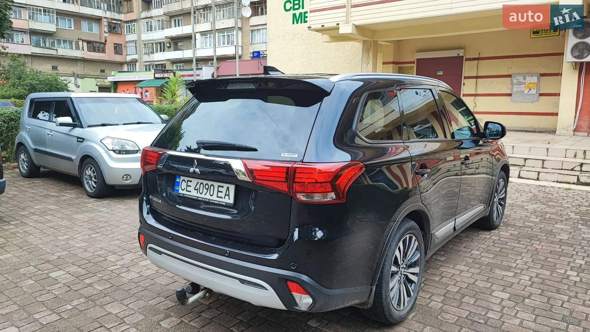 2021 Mitsubishi Outlander - мініатюра 5