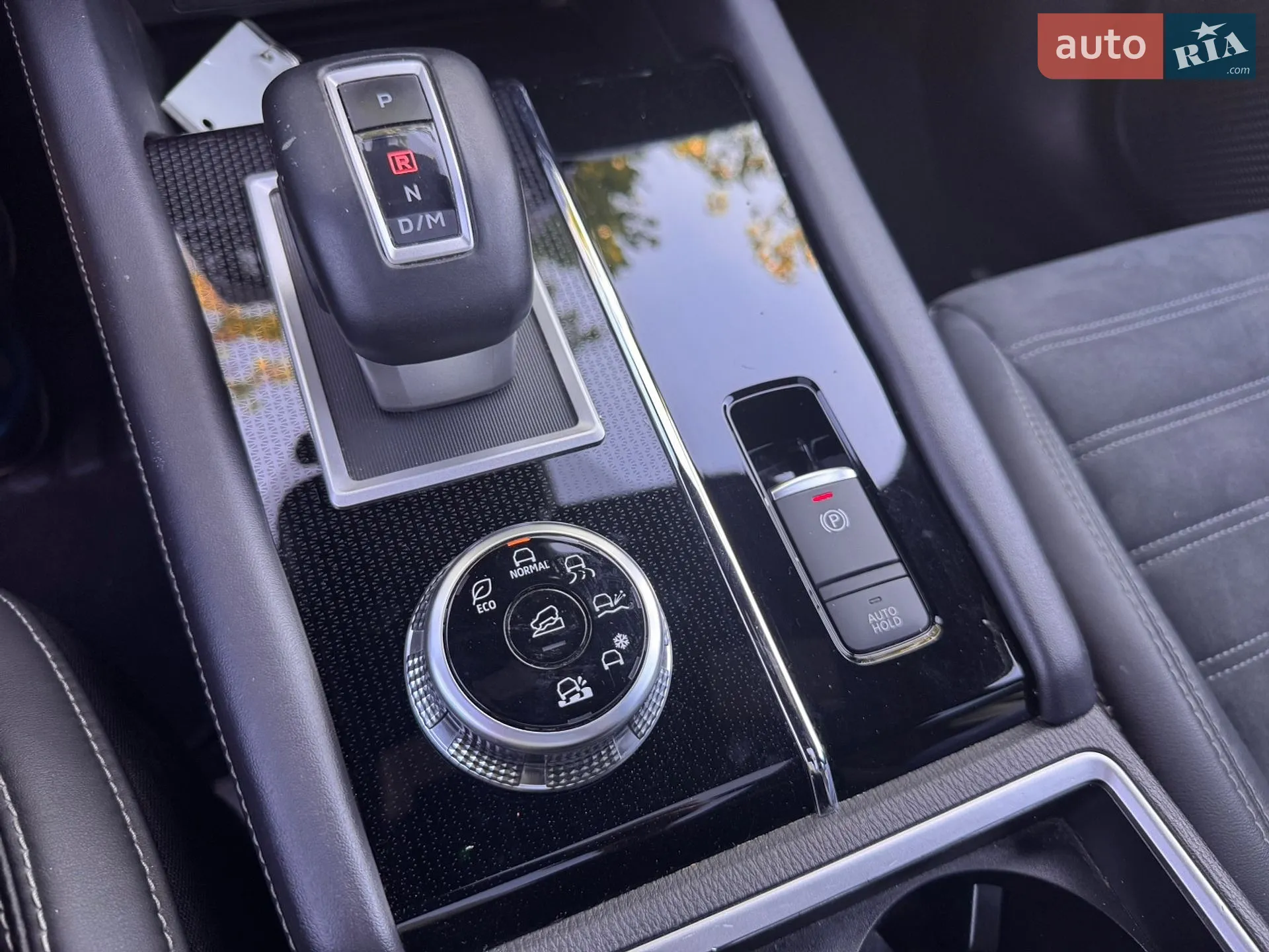 2022 Mitsubishi Outlander - мініатюра 23