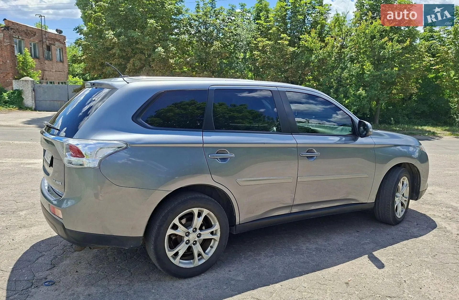 2014 Mitsubishi Outlander - мініатюра 6