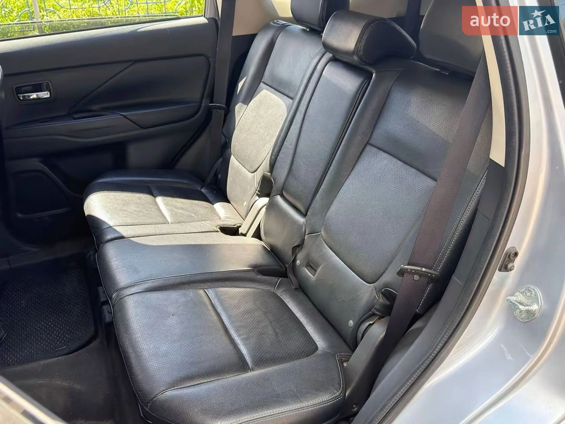 2013 Mitsubishi Outlander - мініатюра 15