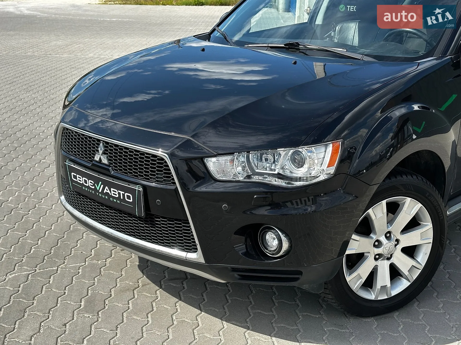 2010 Mitsubishi Outlander - мініатюра 3
