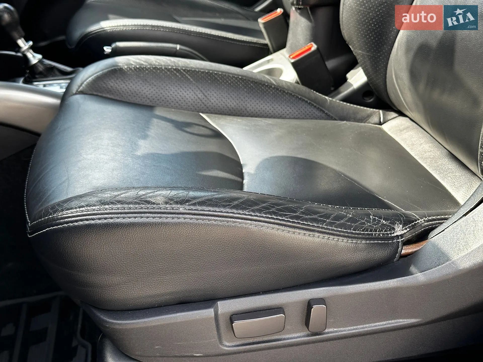 2010 Mitsubishi Outlander - мініатюра 22