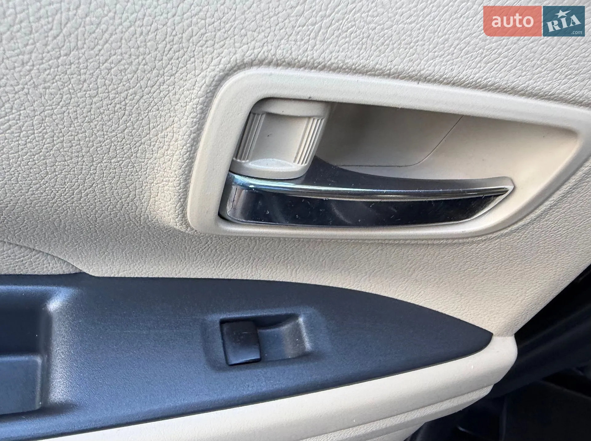 2013 Mitsubishi Outlander - мініатюра 137