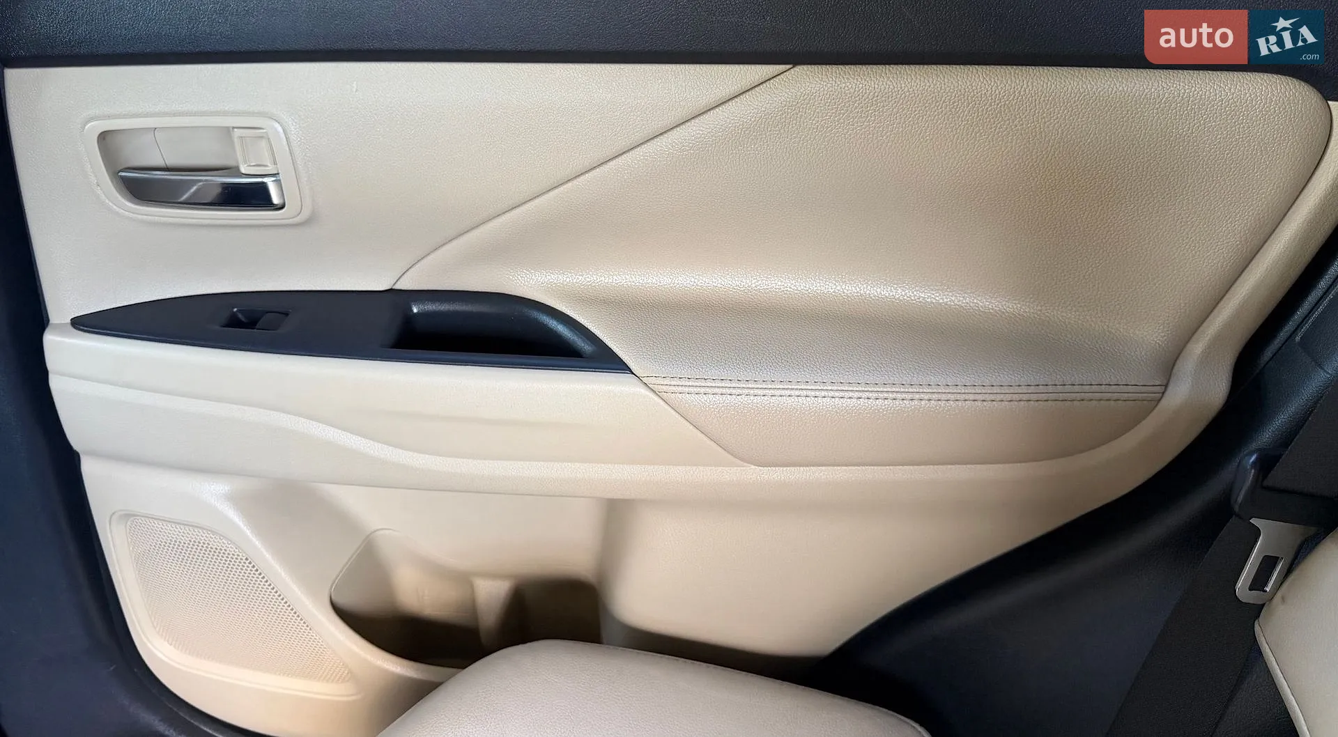 2013 Mitsubishi Outlander - мініатюра 143