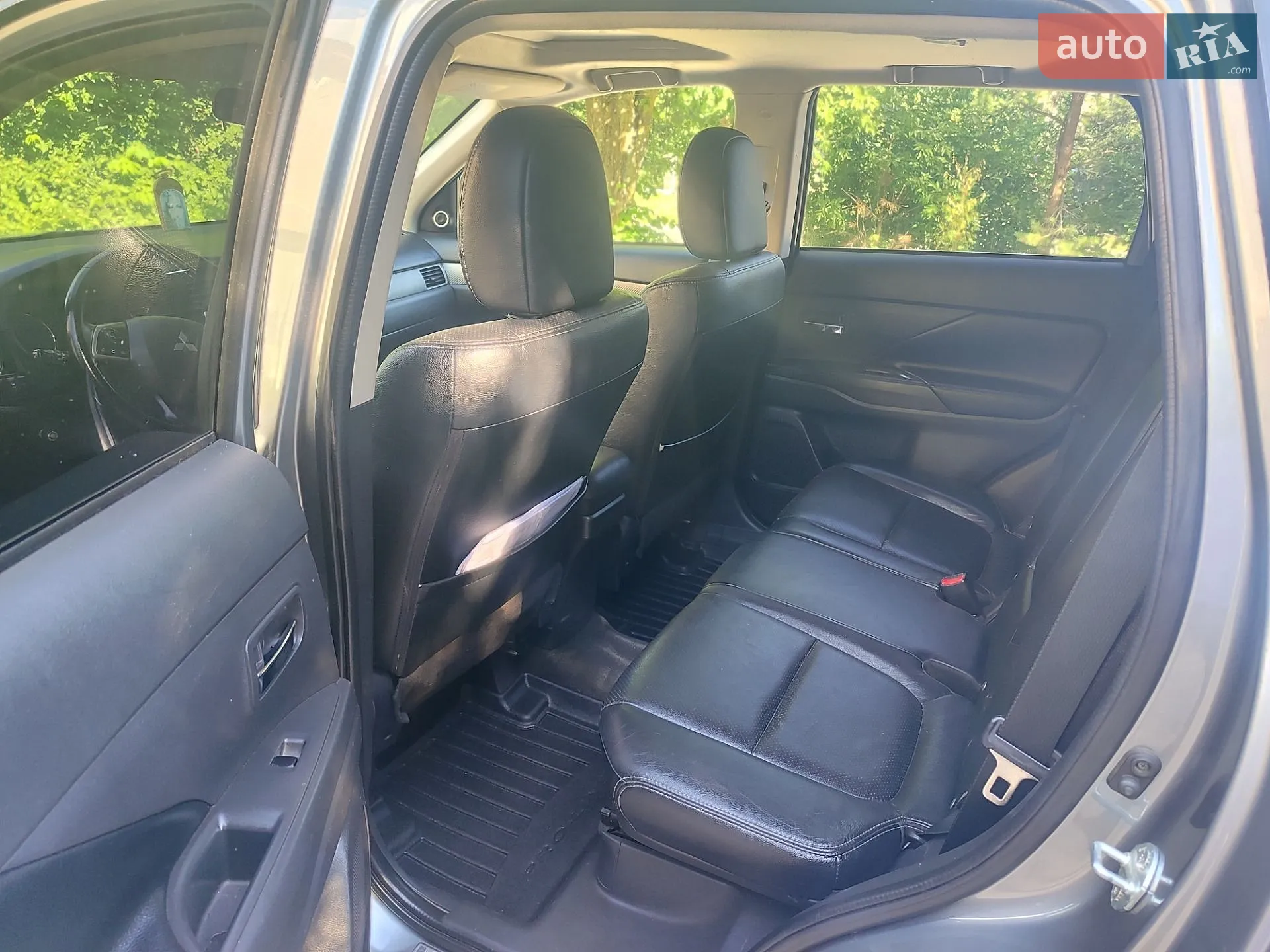 2012 Mitsubishi Outlander - мініатюра 9