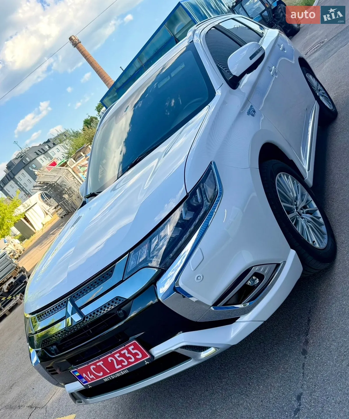 2019 Mitsubishi Outlander - мініатюра 2