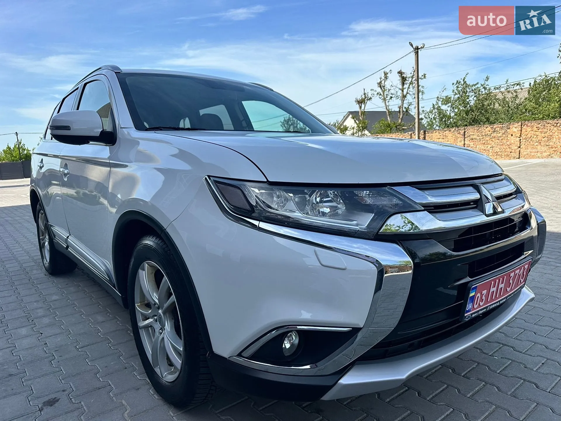 2016 Mitsubishi Outlander - мініатюра 14