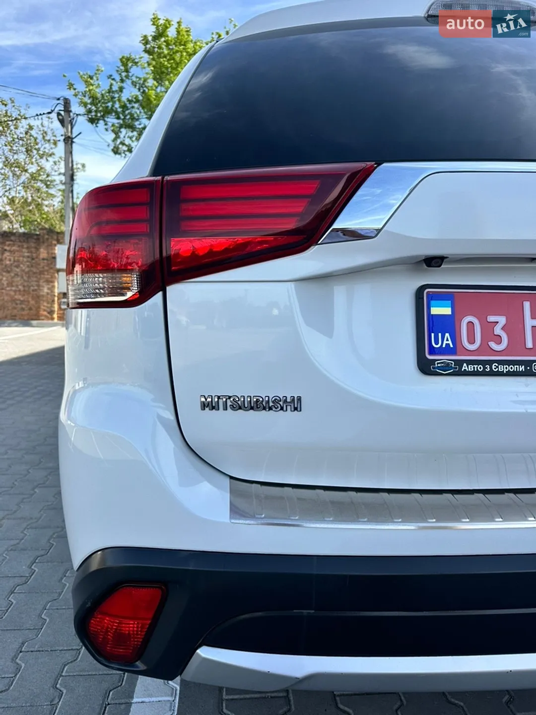2016 Mitsubishi Outlander - мініатюра 20
