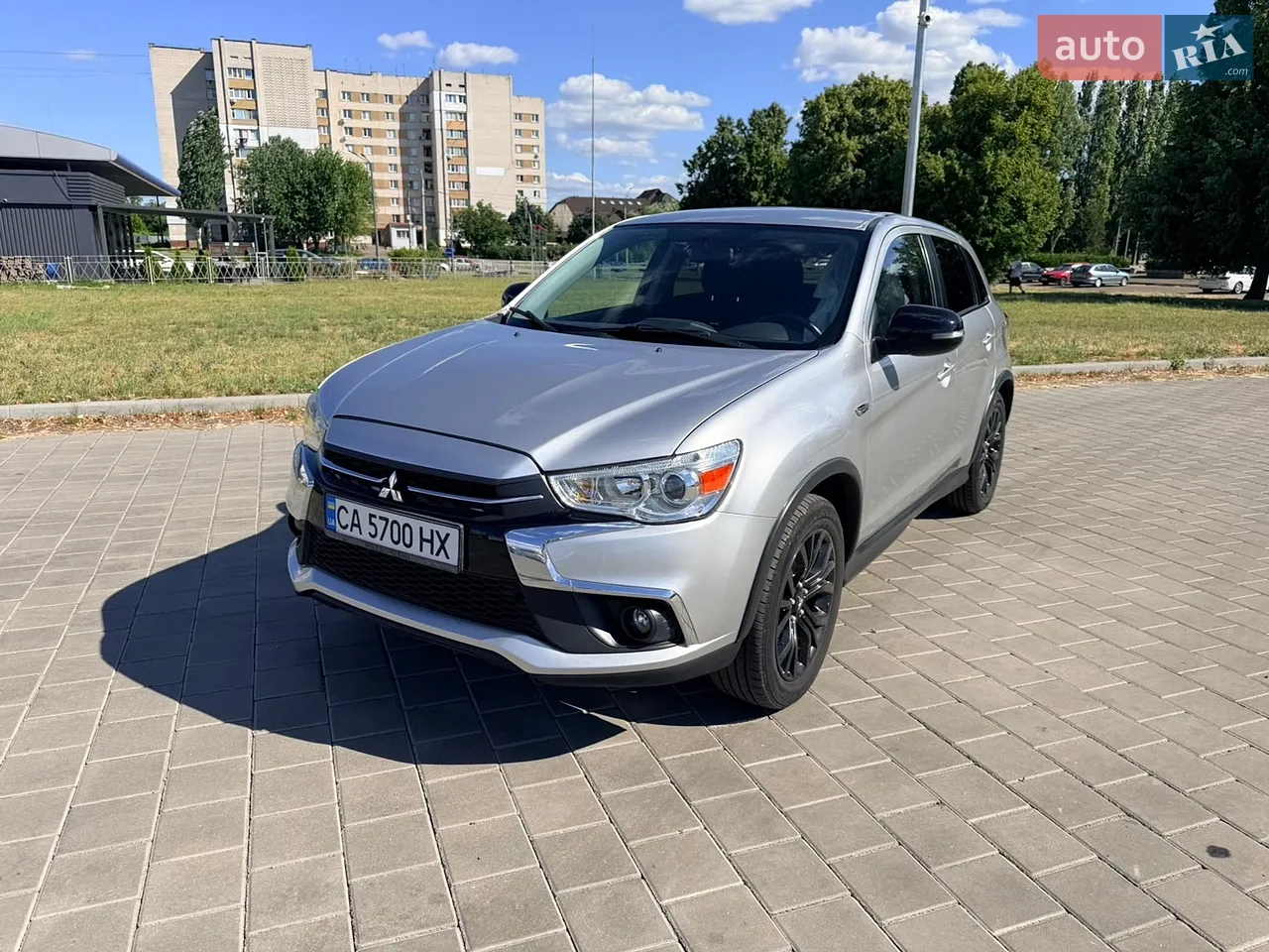 2017 Mitsubishi Outlander - мініатюра 13