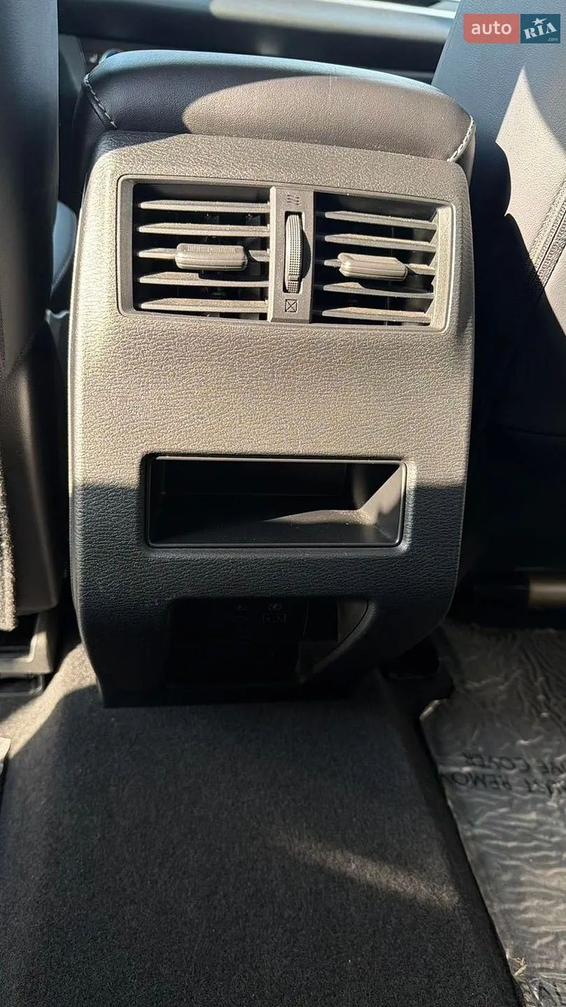 2021 Mitsubishi Outlander - мініатюра 20