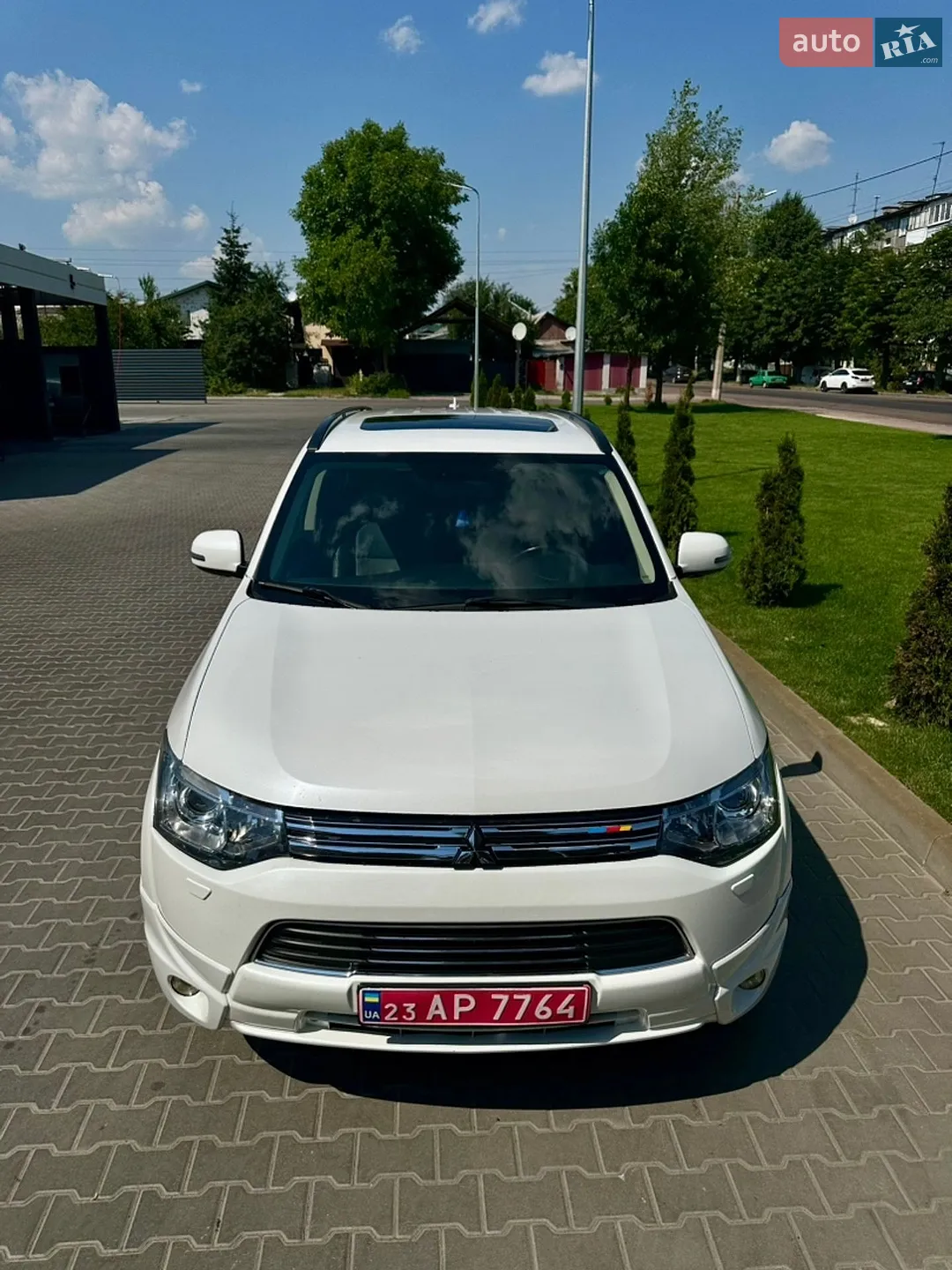 2013 Mitsubishi Outlander - мініатюра 12