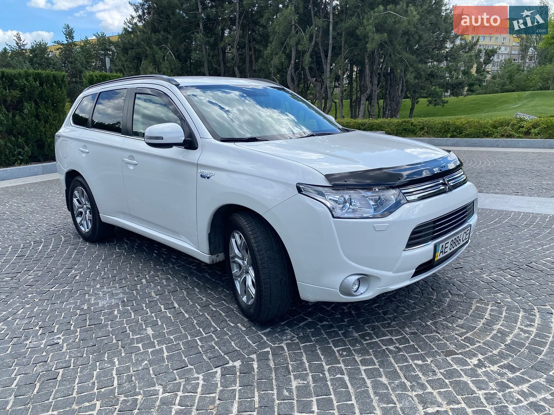 2014 Mitsubishi Outlander - мініатюра 4