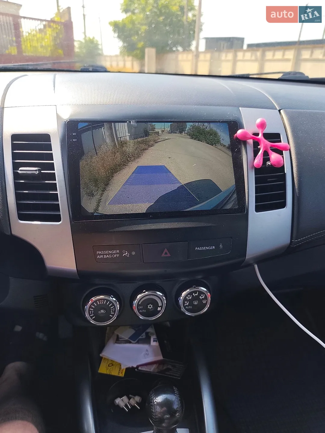2010 Mitsubishi Outlander - мініатюра 11