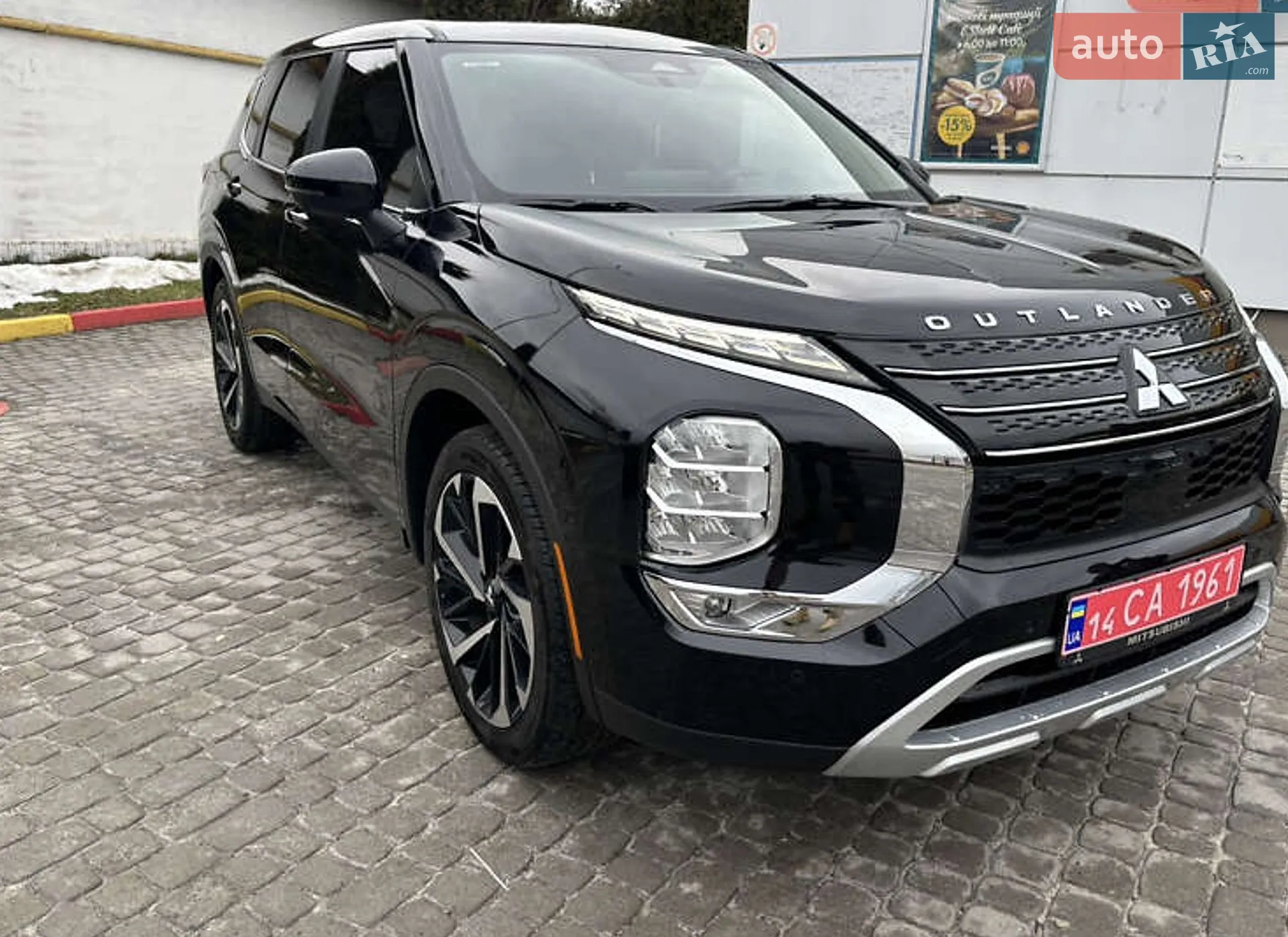 2022 Mitsubishi Outlander - мініатюра 6