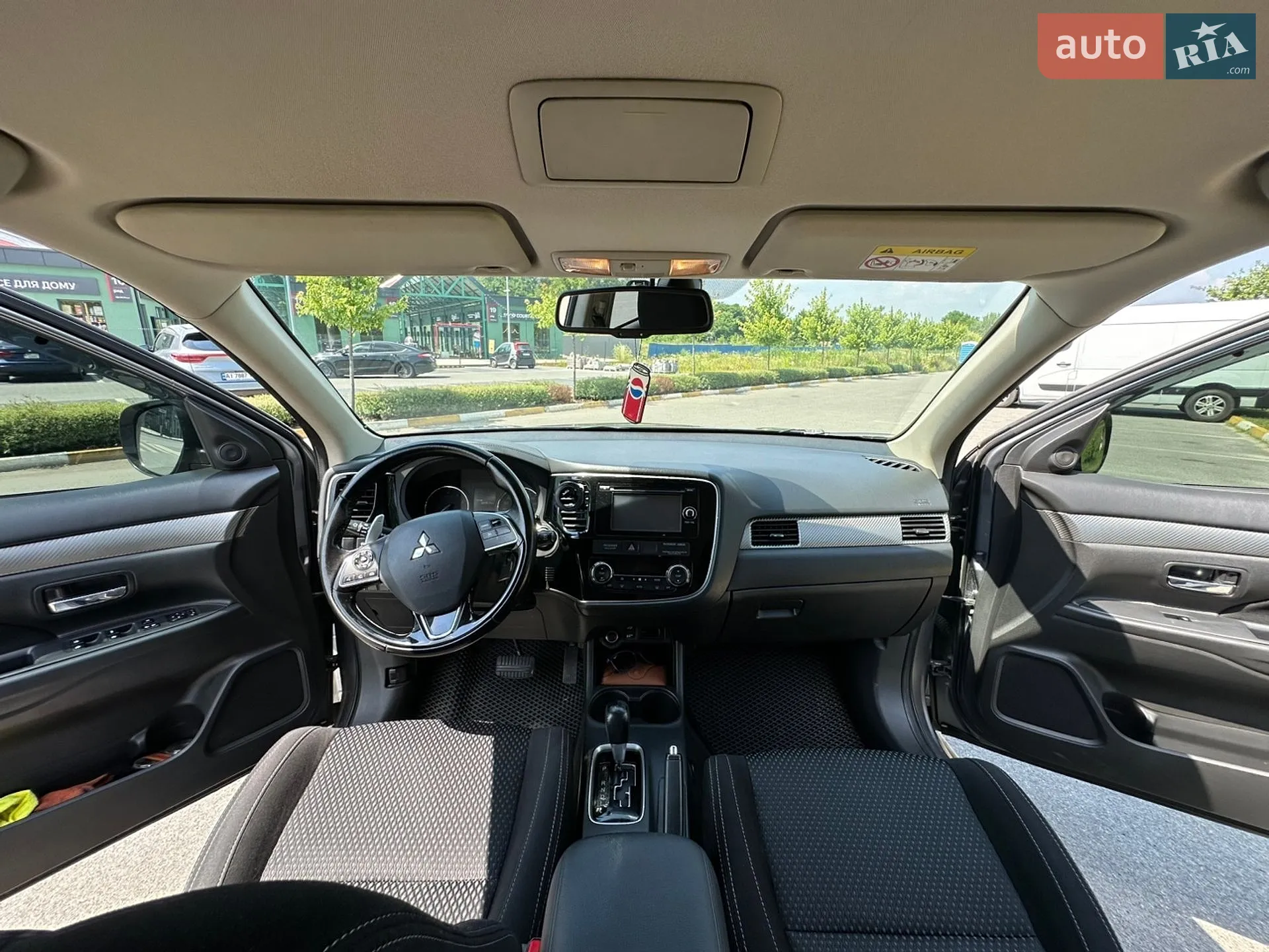 2016 Mitsubishi Outlander - мініатюра 18
