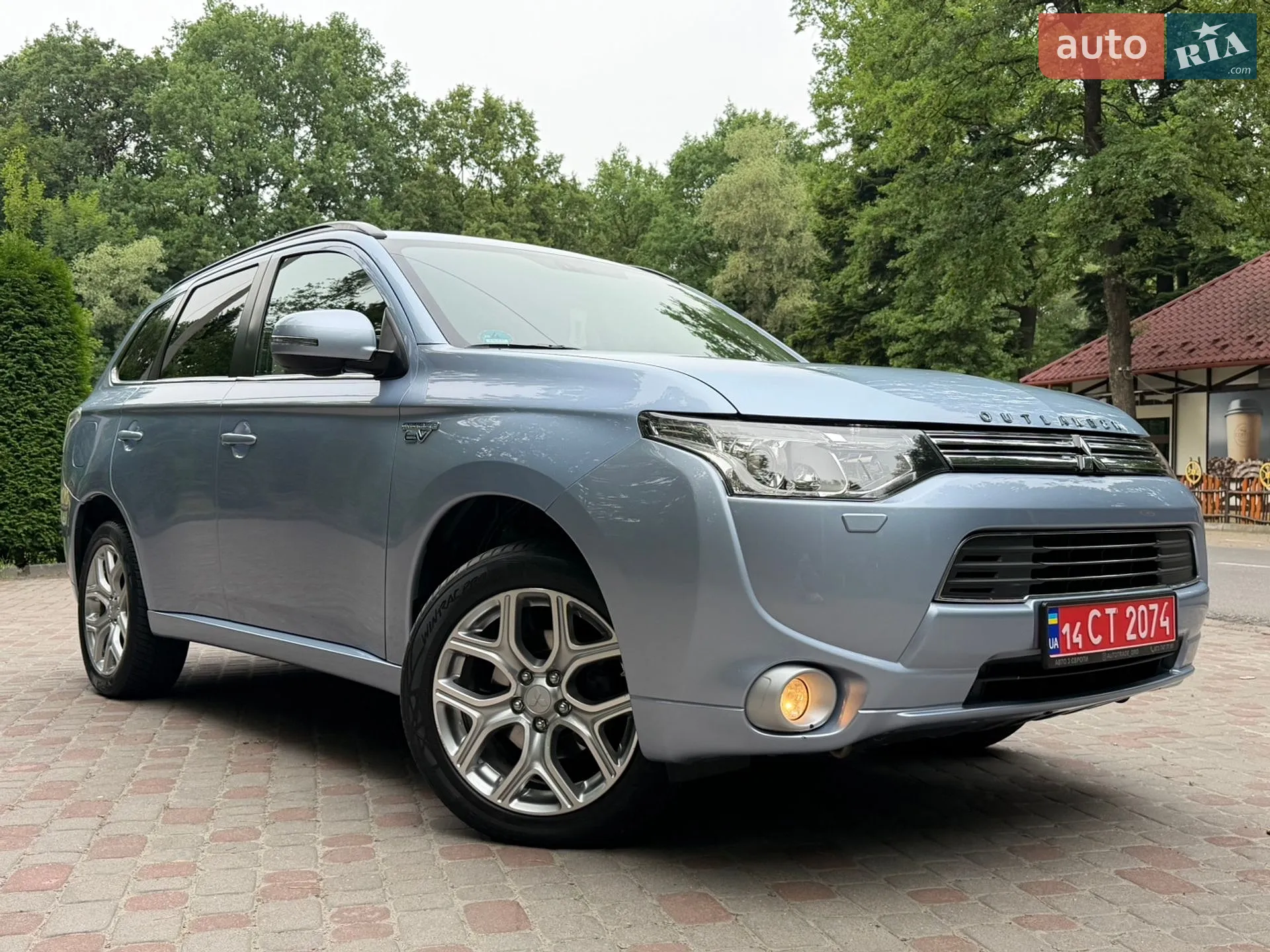2014 Mitsubishi Outlander - мініатюра 10