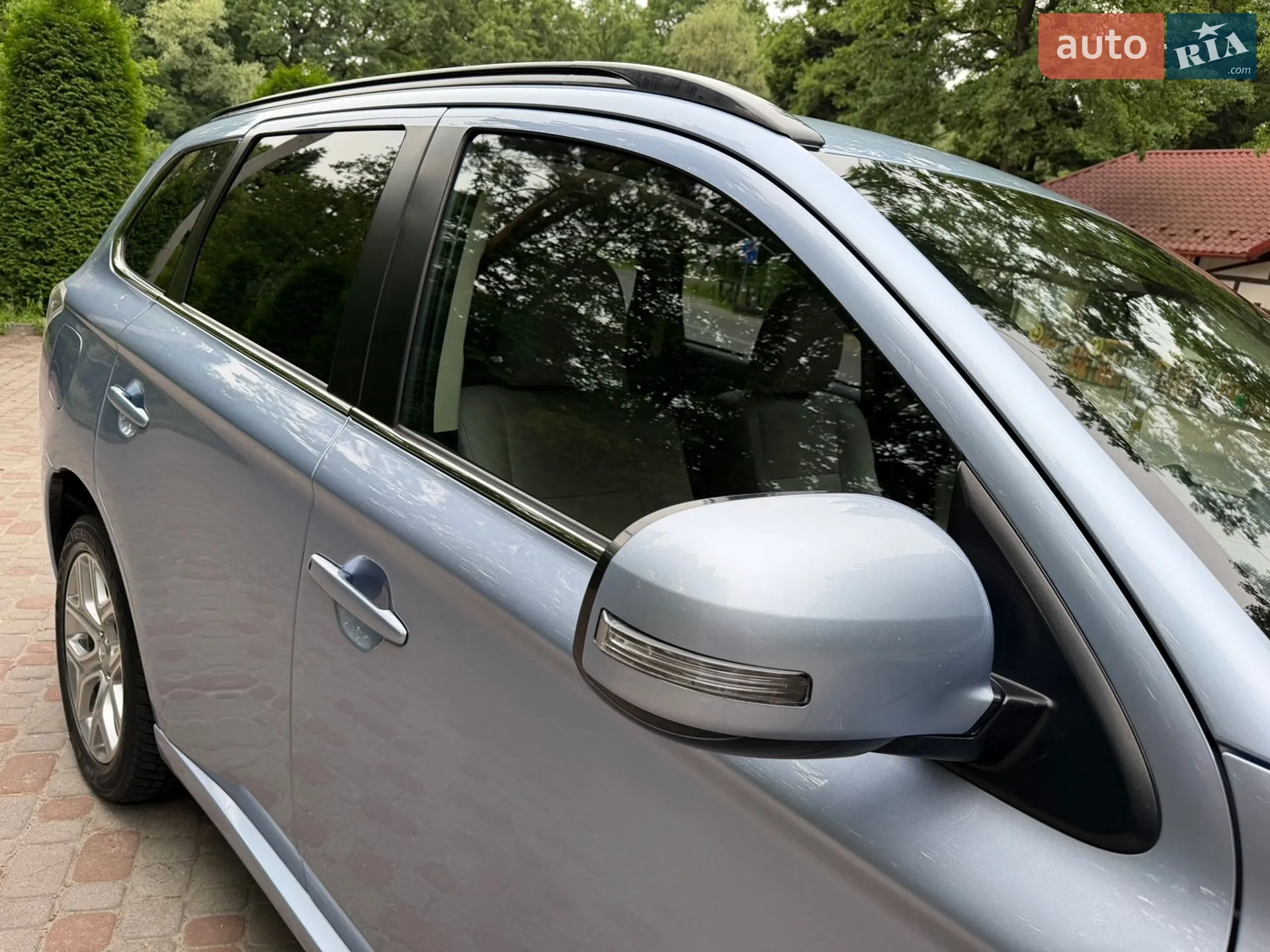 2014 Mitsubishi Outlander - мініатюра 13