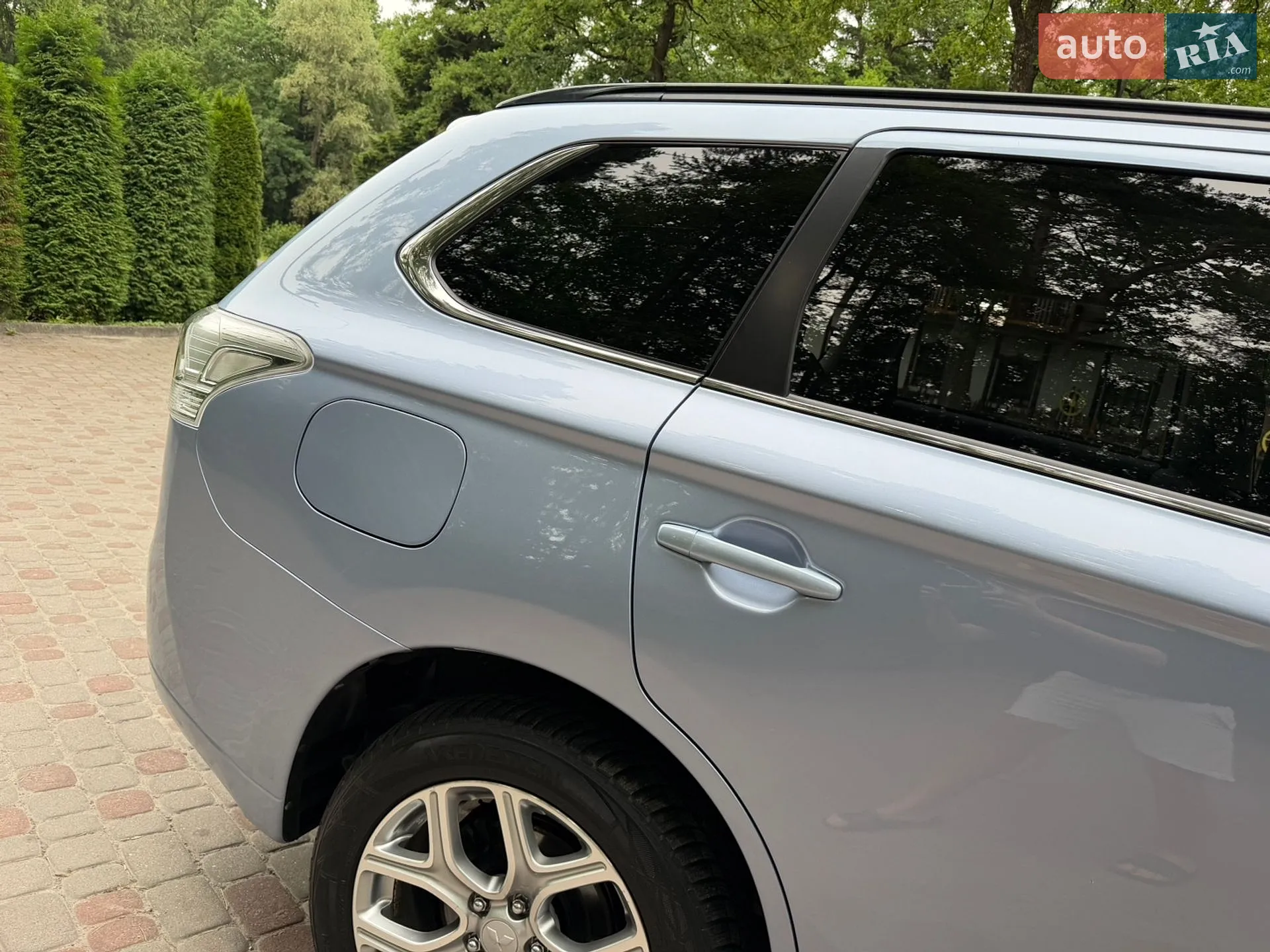 2014 Mitsubishi Outlander - мініатюра 19