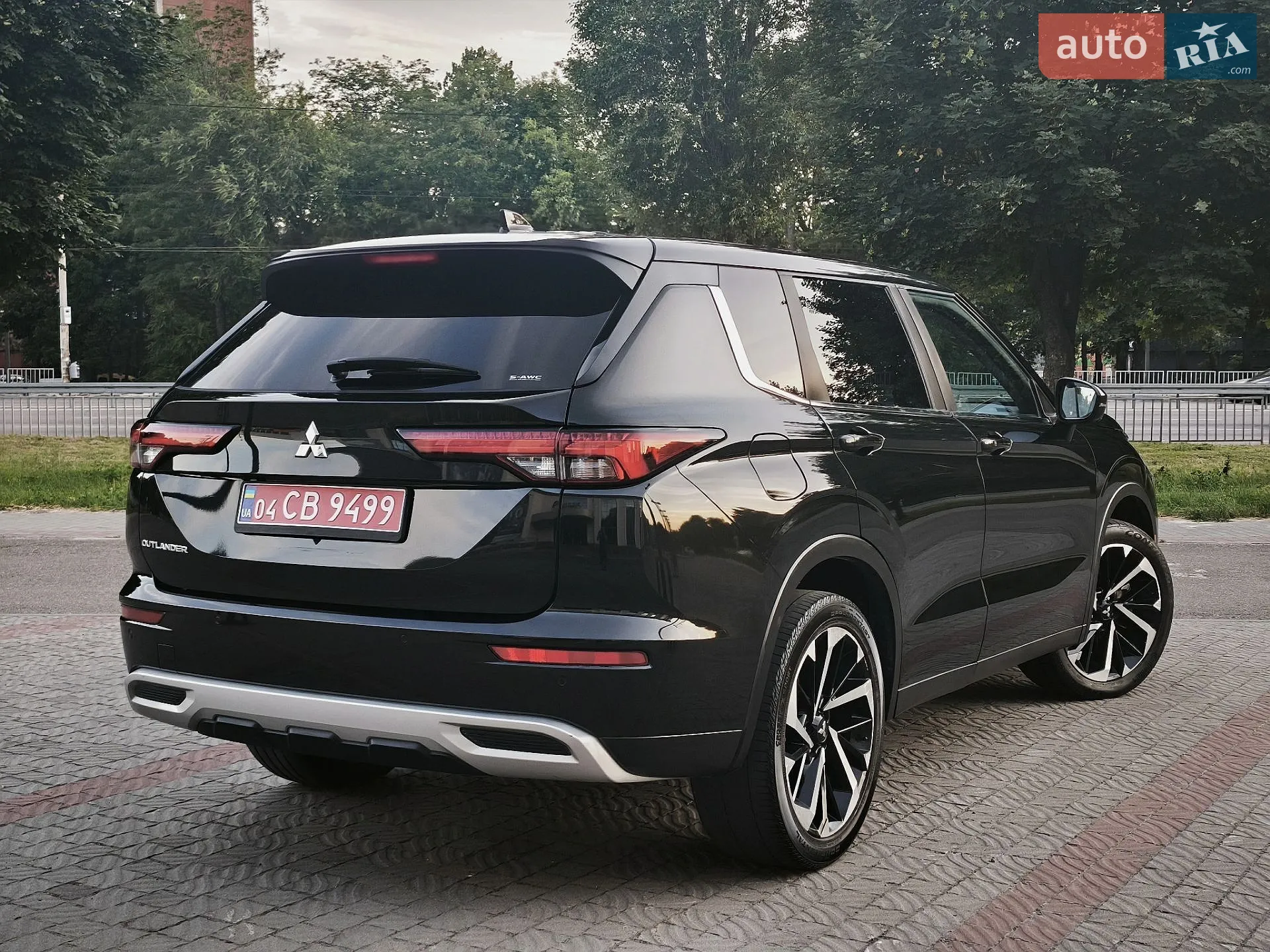 2022 Mitsubishi Outlander - мініатюра 7