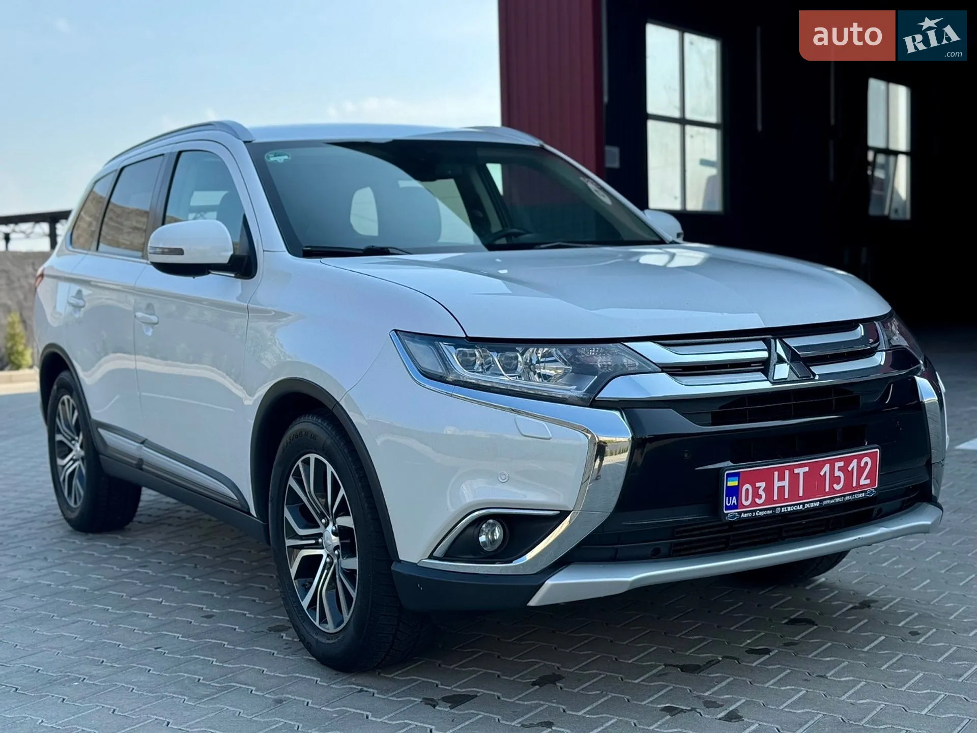 2016 Mitsubishi Outlander - мініатюра 3