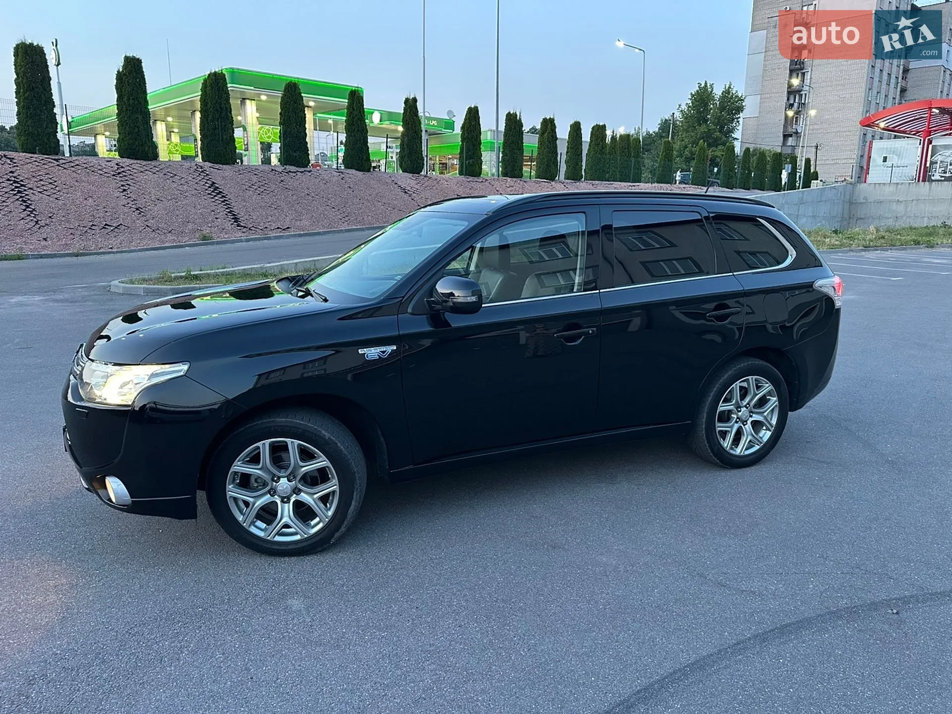 2013 Mitsubishi Outlander - мініатюра 11