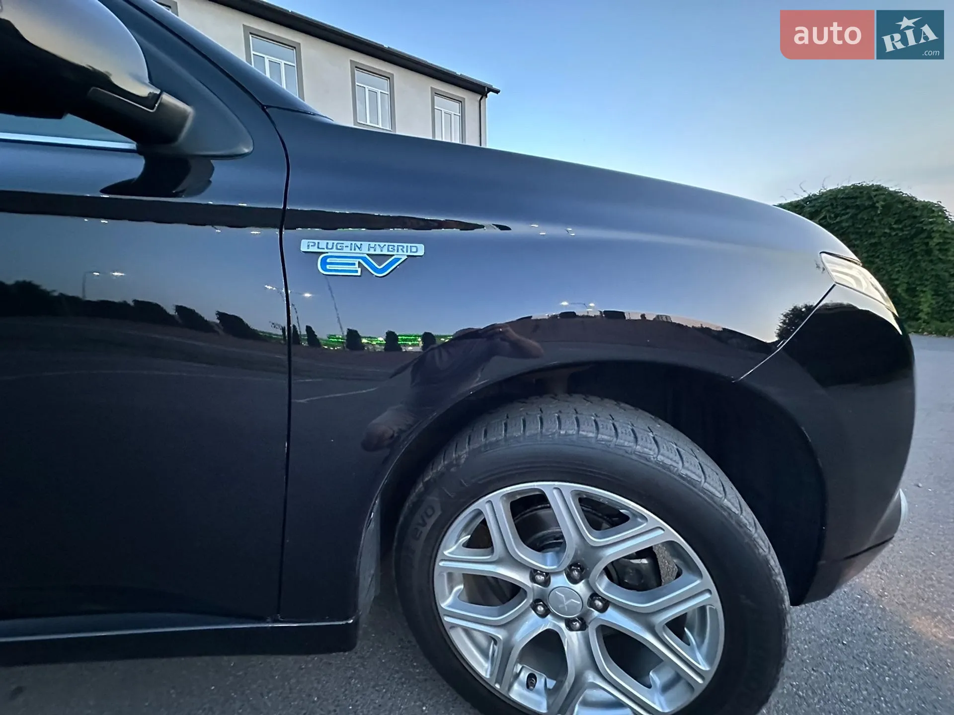 2013 Mitsubishi Outlander - мініатюра 13