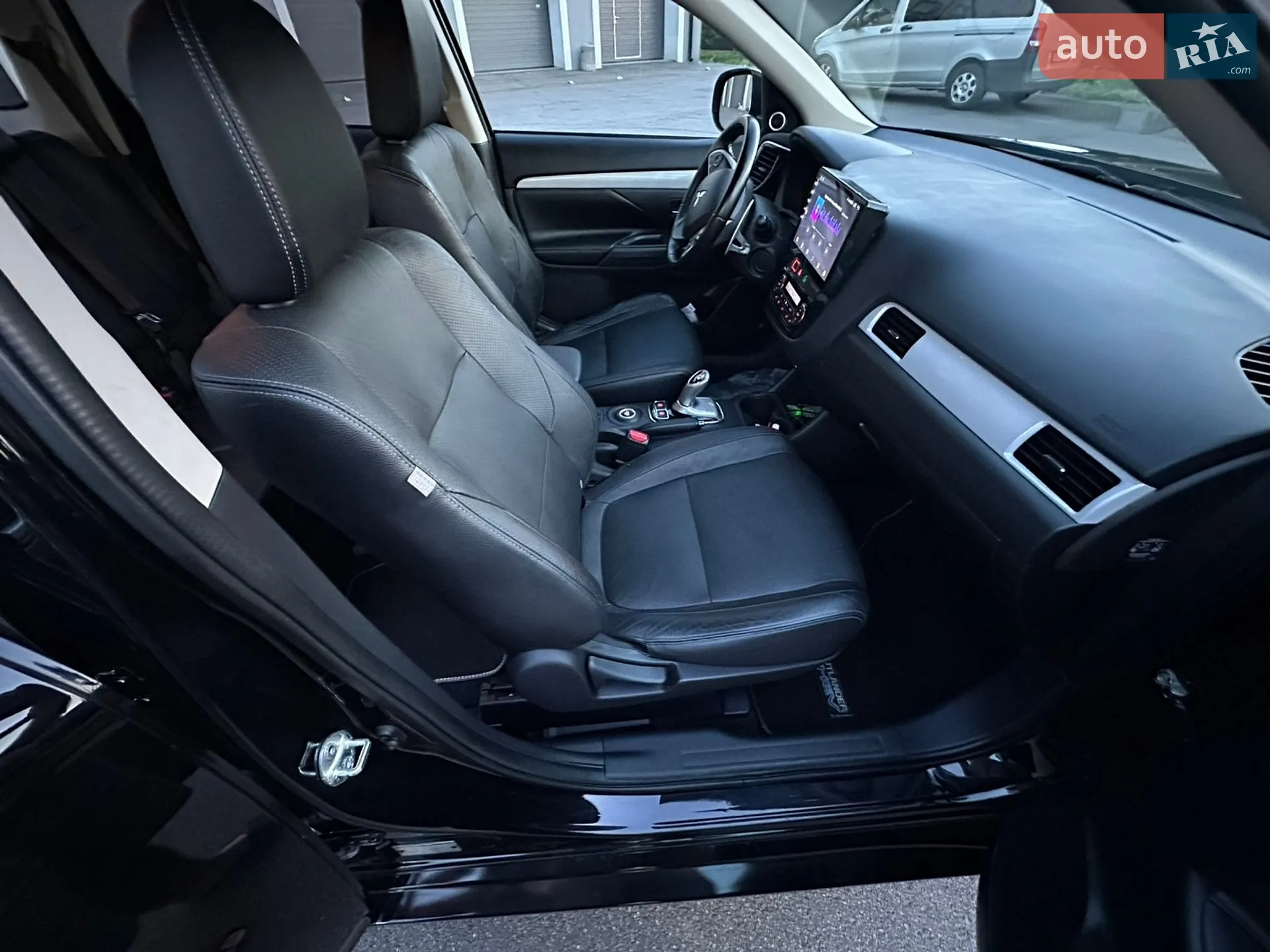 2013 Mitsubishi Outlander - мініатюра 29
