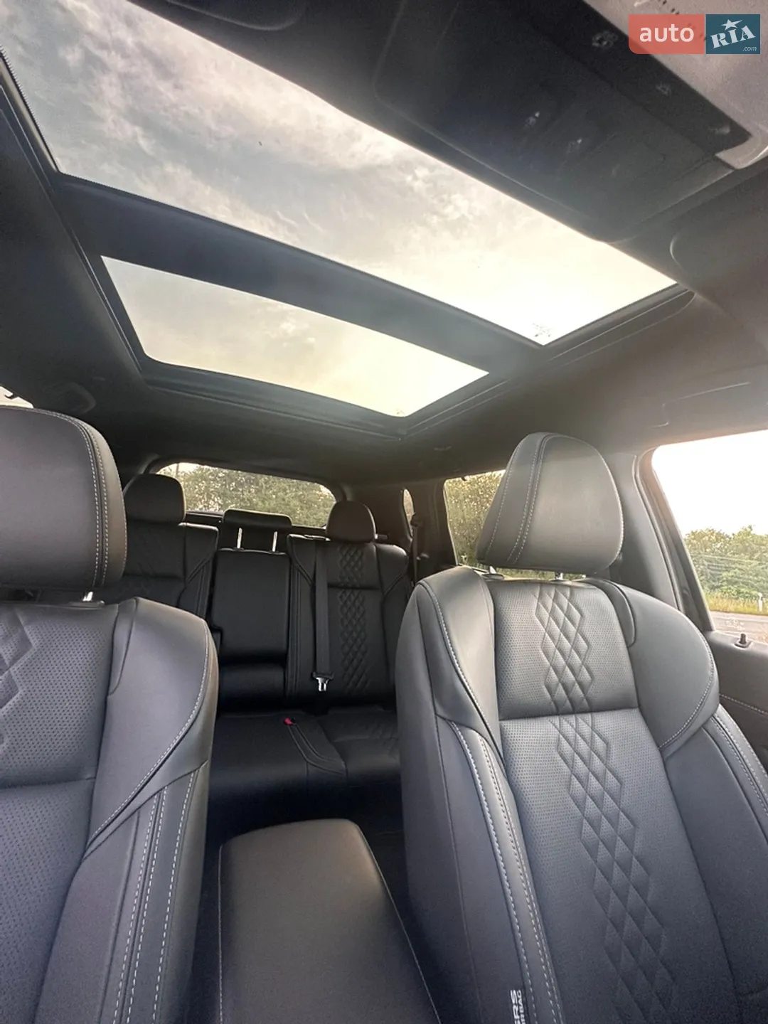 2025 Mitsubishi Outlander - мініатюра 33